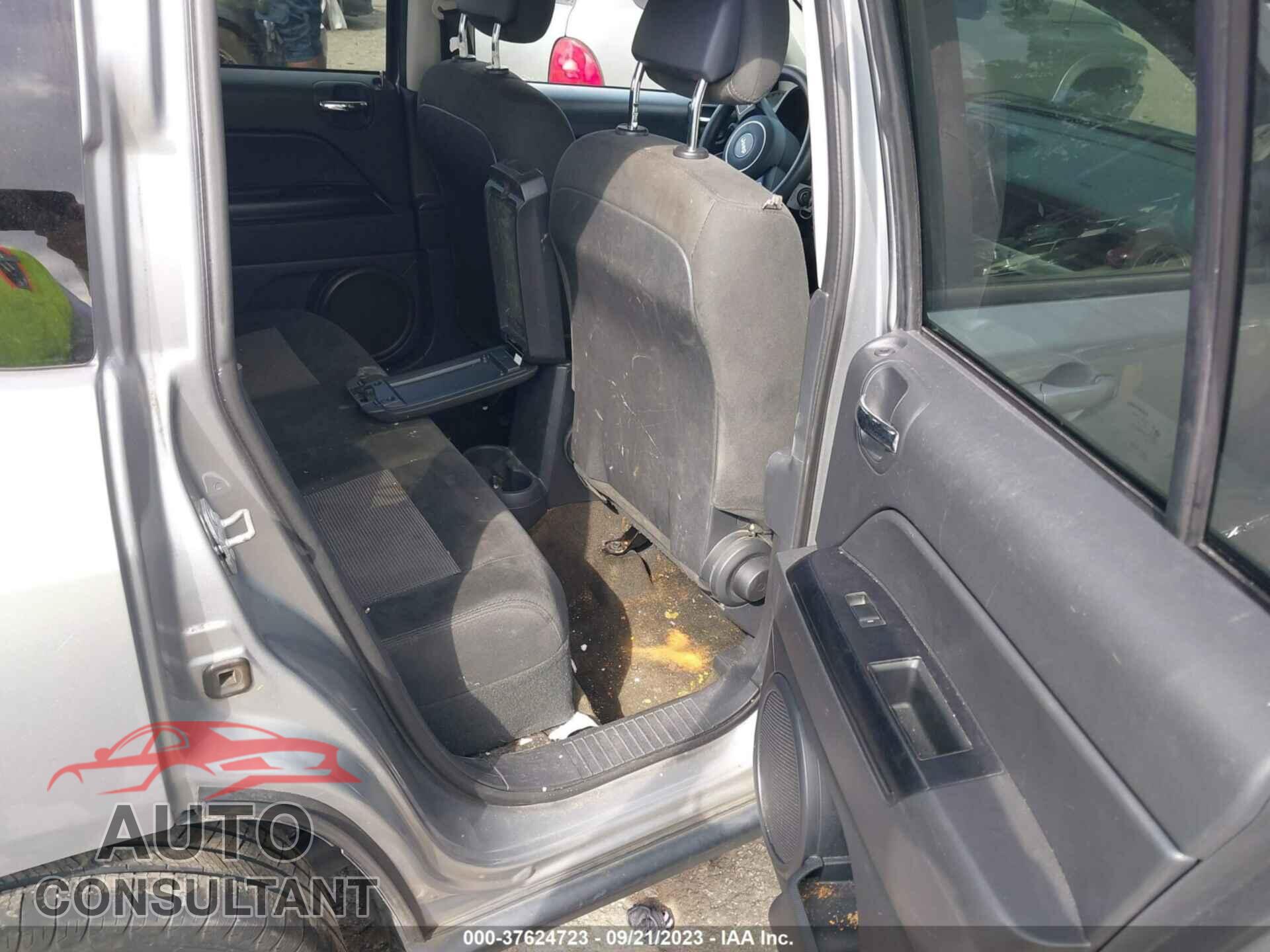 JEEP COMPASS 2015 - 1C4NJDBB5FD424140