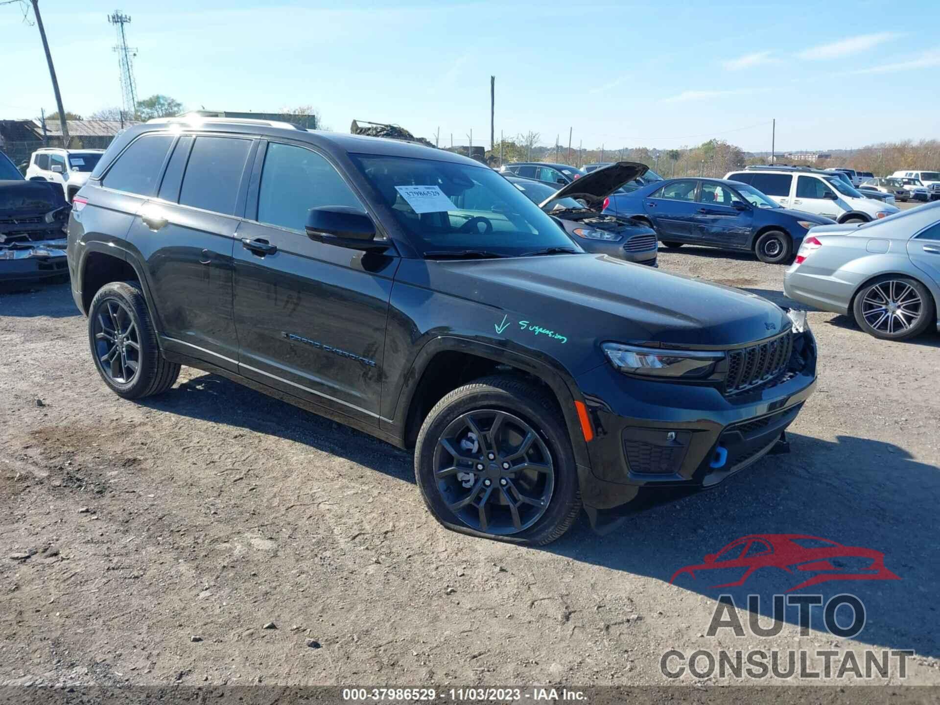 JEEP GRAND CHEROKEE 2023 - 1C4RJYB6XP8908388