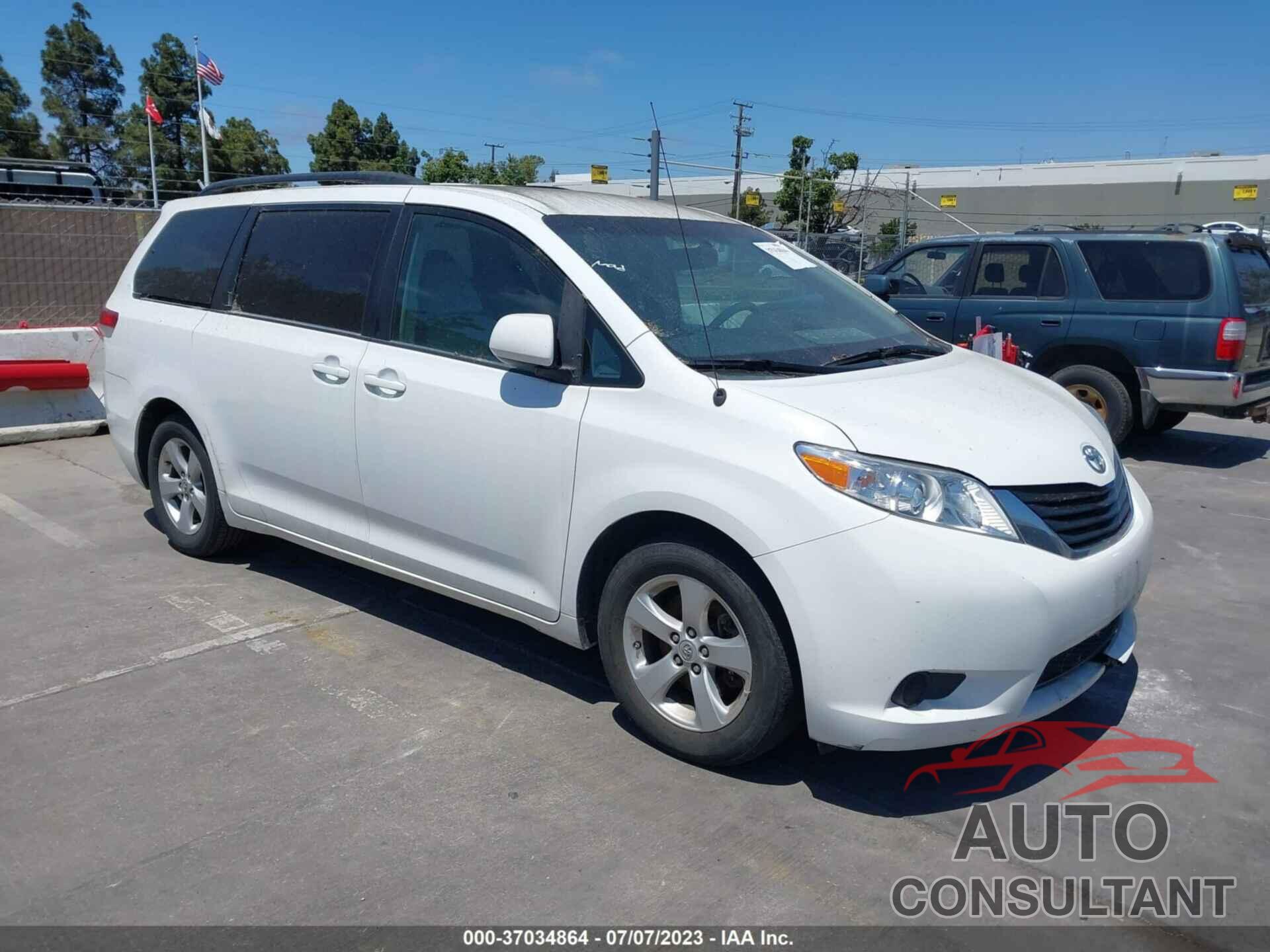 TOYOTA SIENNA 2011 - 5TDKK3DCXBS088998