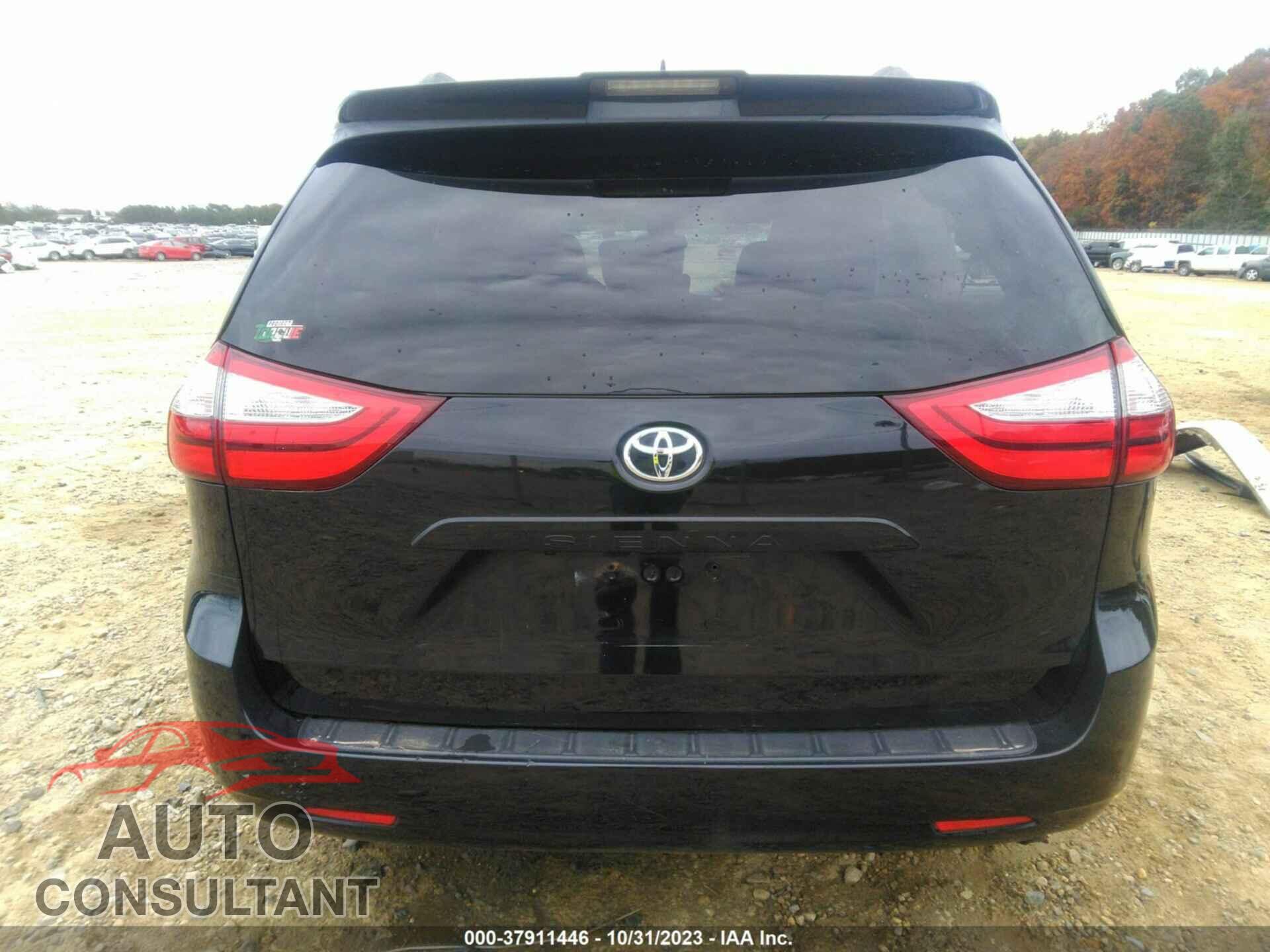 TOYOTA SIENNA 2019 - 5TDKZ3DC2KS993473
