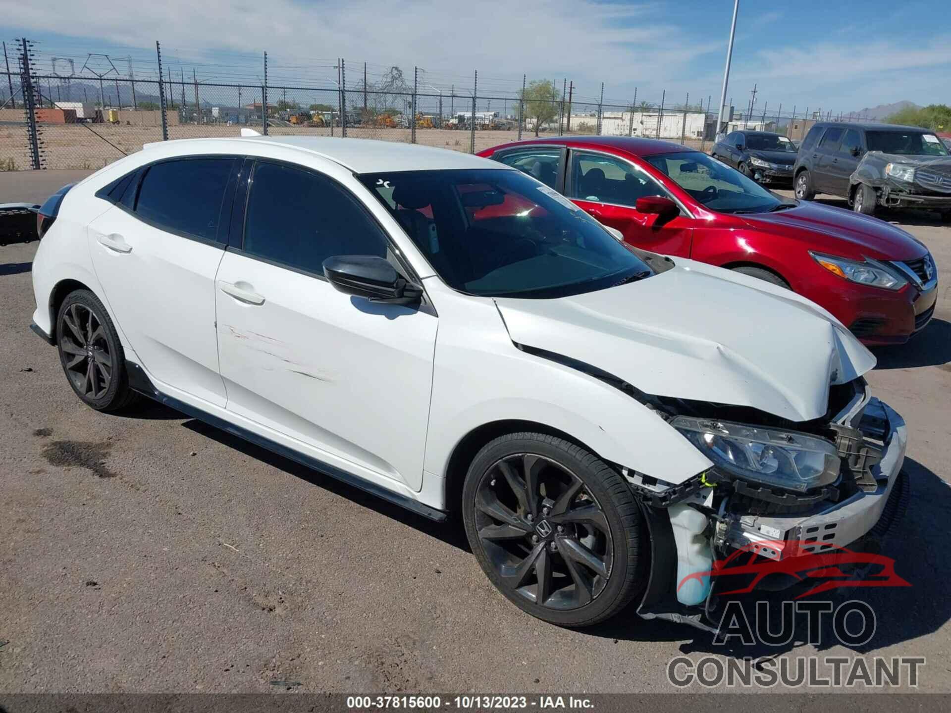 HONDA CIVIC 2018 - SHHFK7H49JU217522