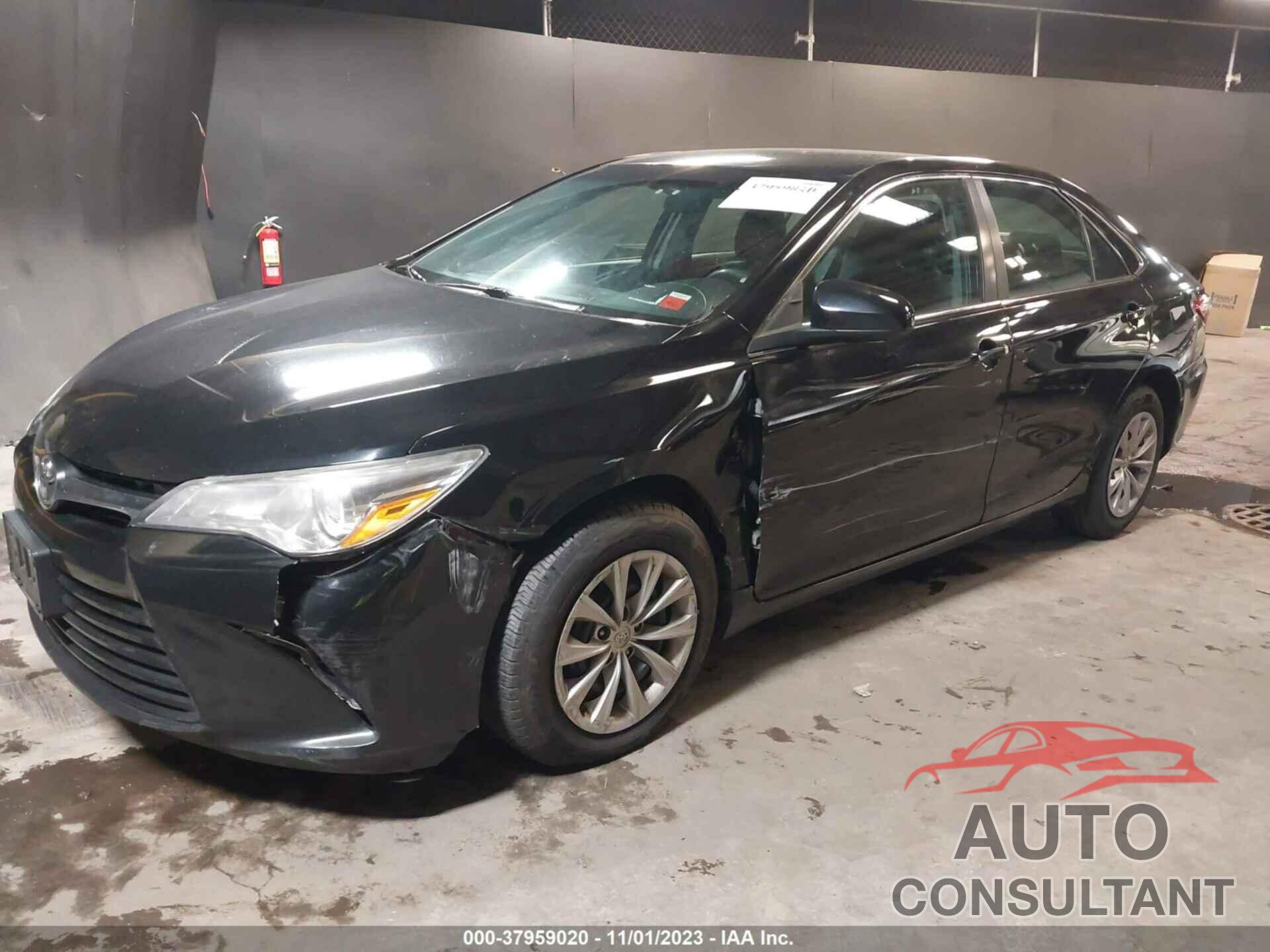 TOYOTA CAMRY 2016 - 4T4BF1FK7GR527320