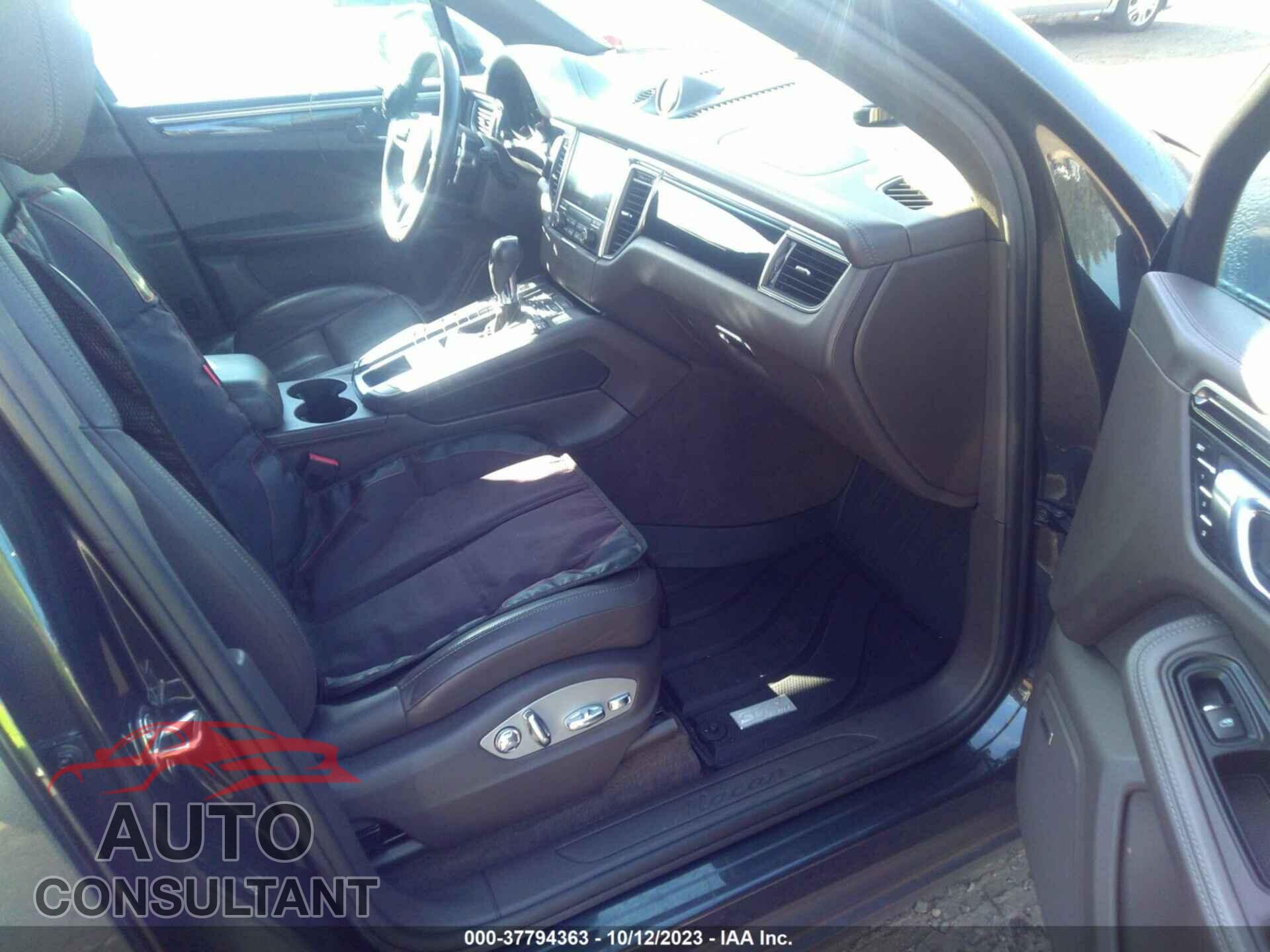 PORSCHE MACAN 2017 - WP1AA2A5XHLB08206
