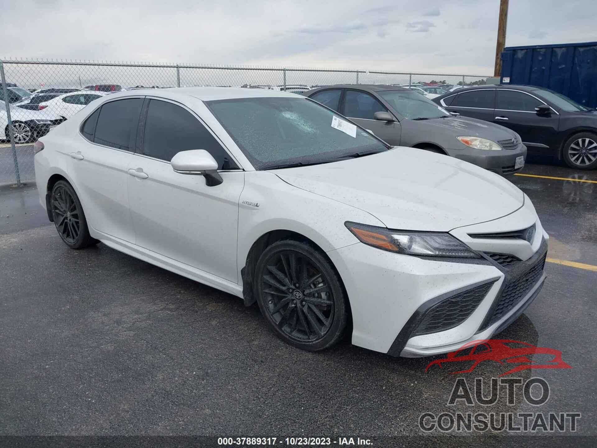 TOYOTA CAMRY 2021 - 4T1K31AK4MU029677