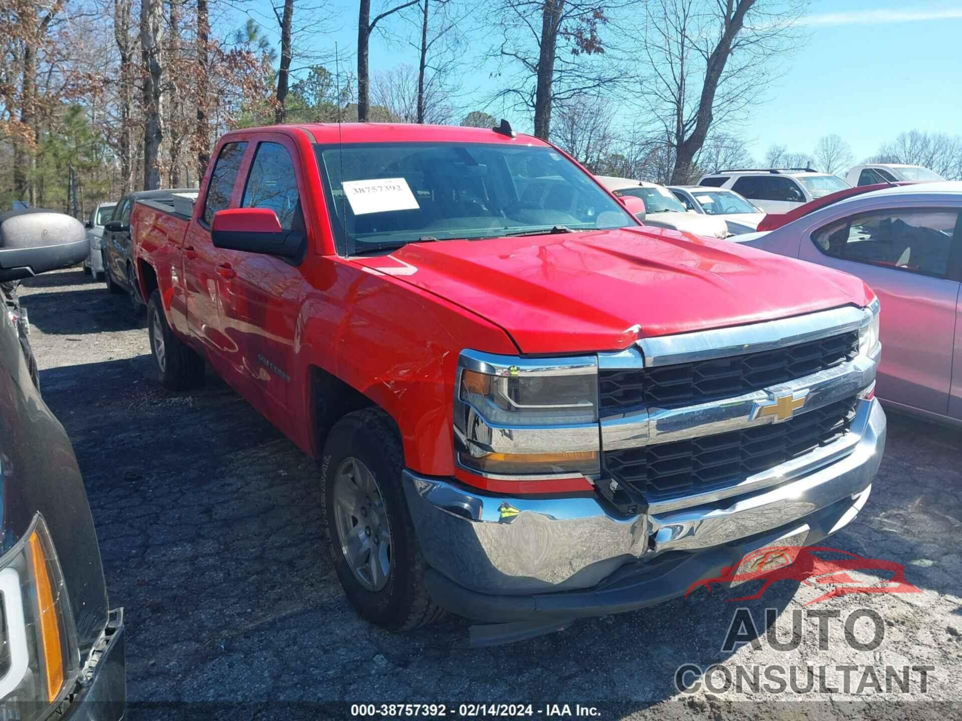 CHEVROLET SILVERADO 1500 2018 - 1GCRCRECXJZ164228