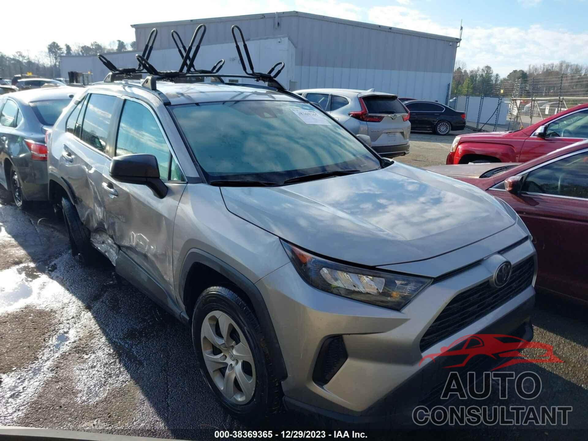TOYOTA RAV4 2019 - 2T3H1RFV4KW003716