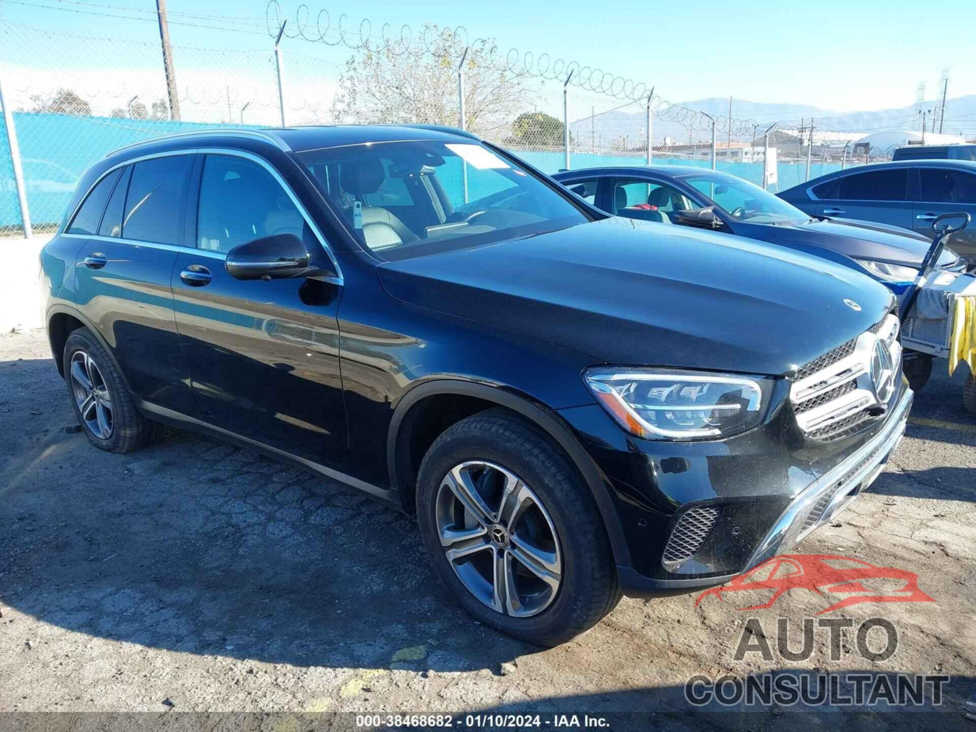 MERCEDES-BENZ GLC 300 2021 - W1N0G8DBXMV277312