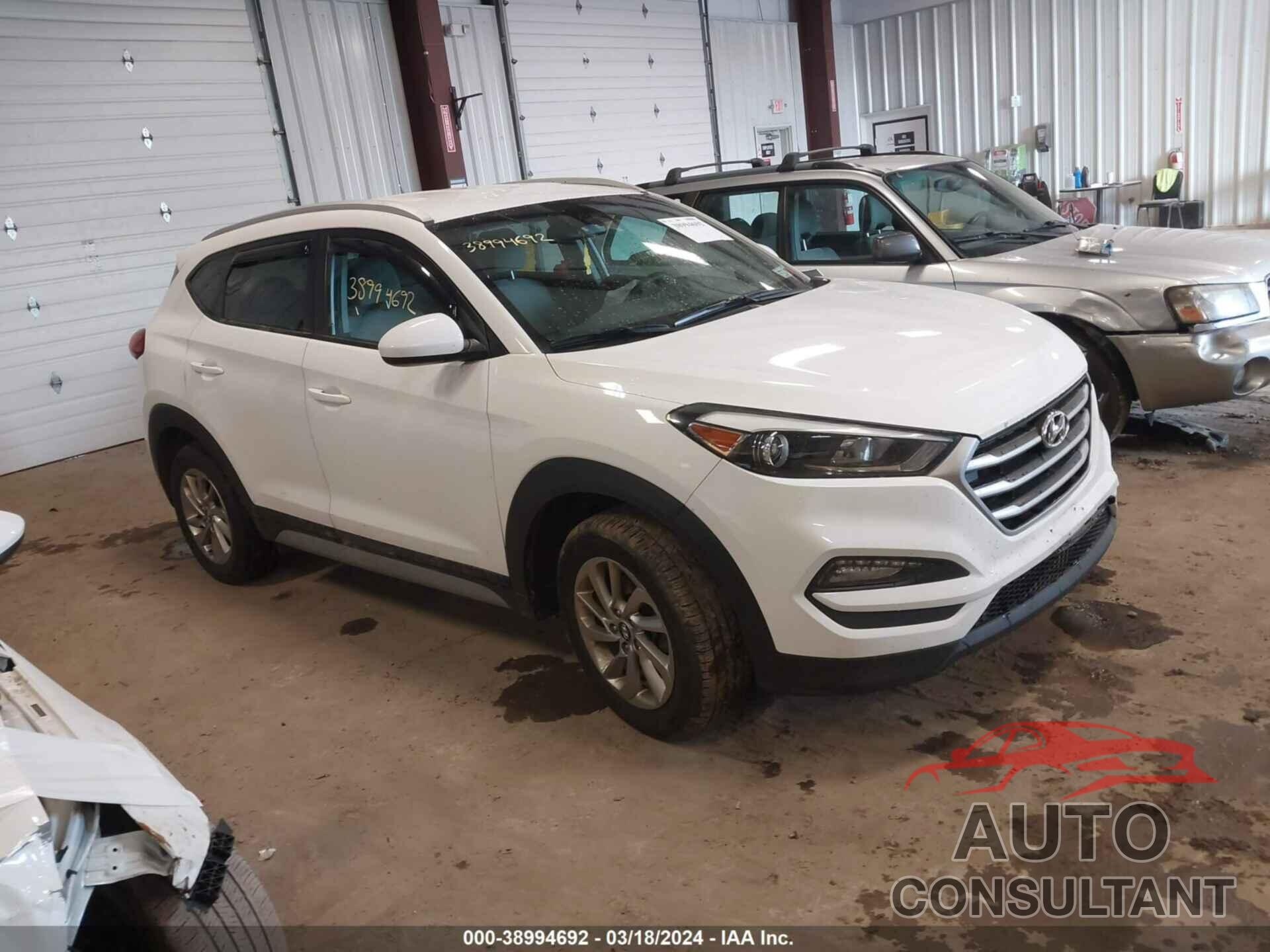 HYUNDAI TUCSON 2018 - KM8J3CA44JU739229