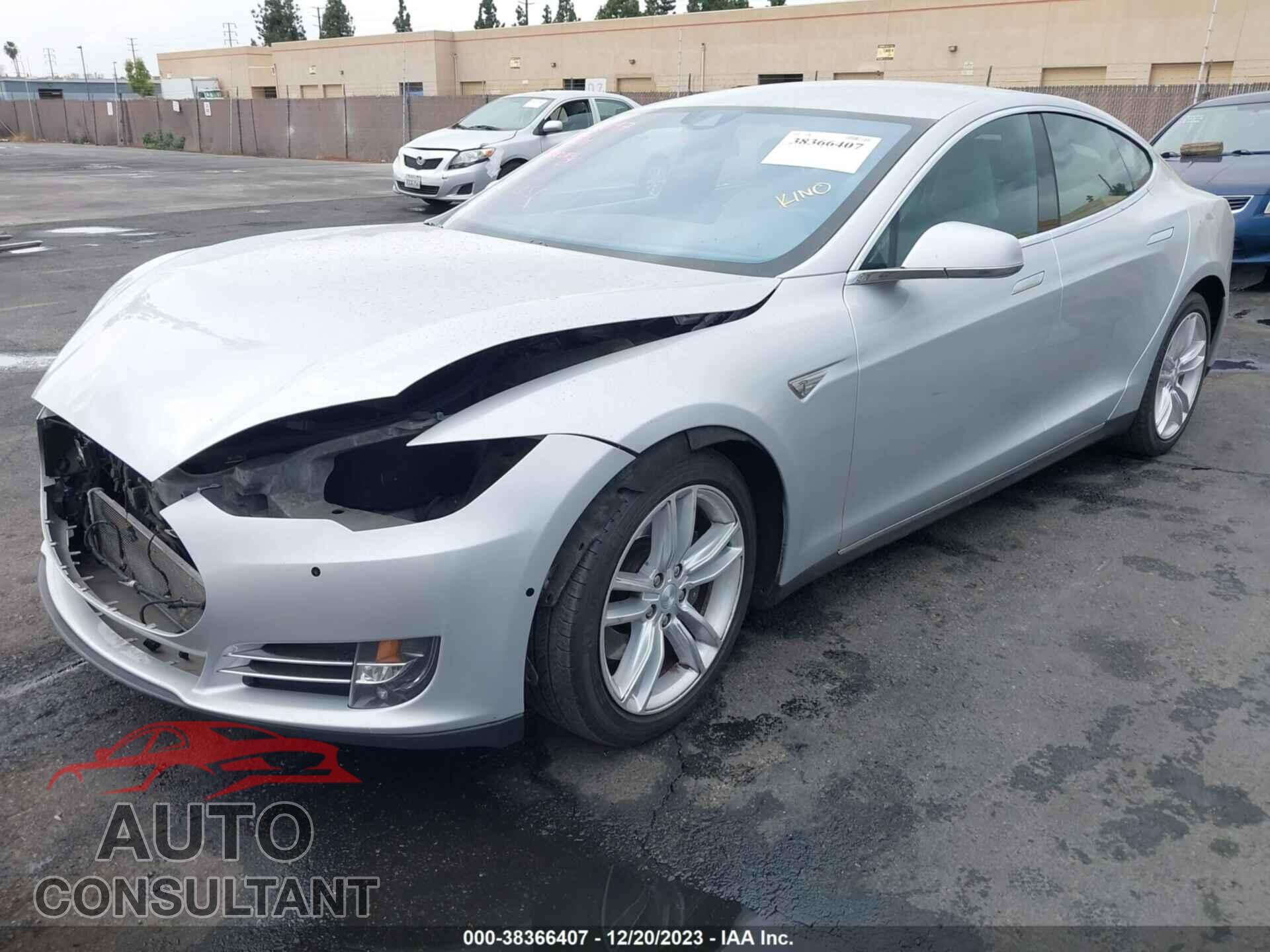 TESLA MODEL S 2015 - 5YJSA1E1XFF117544