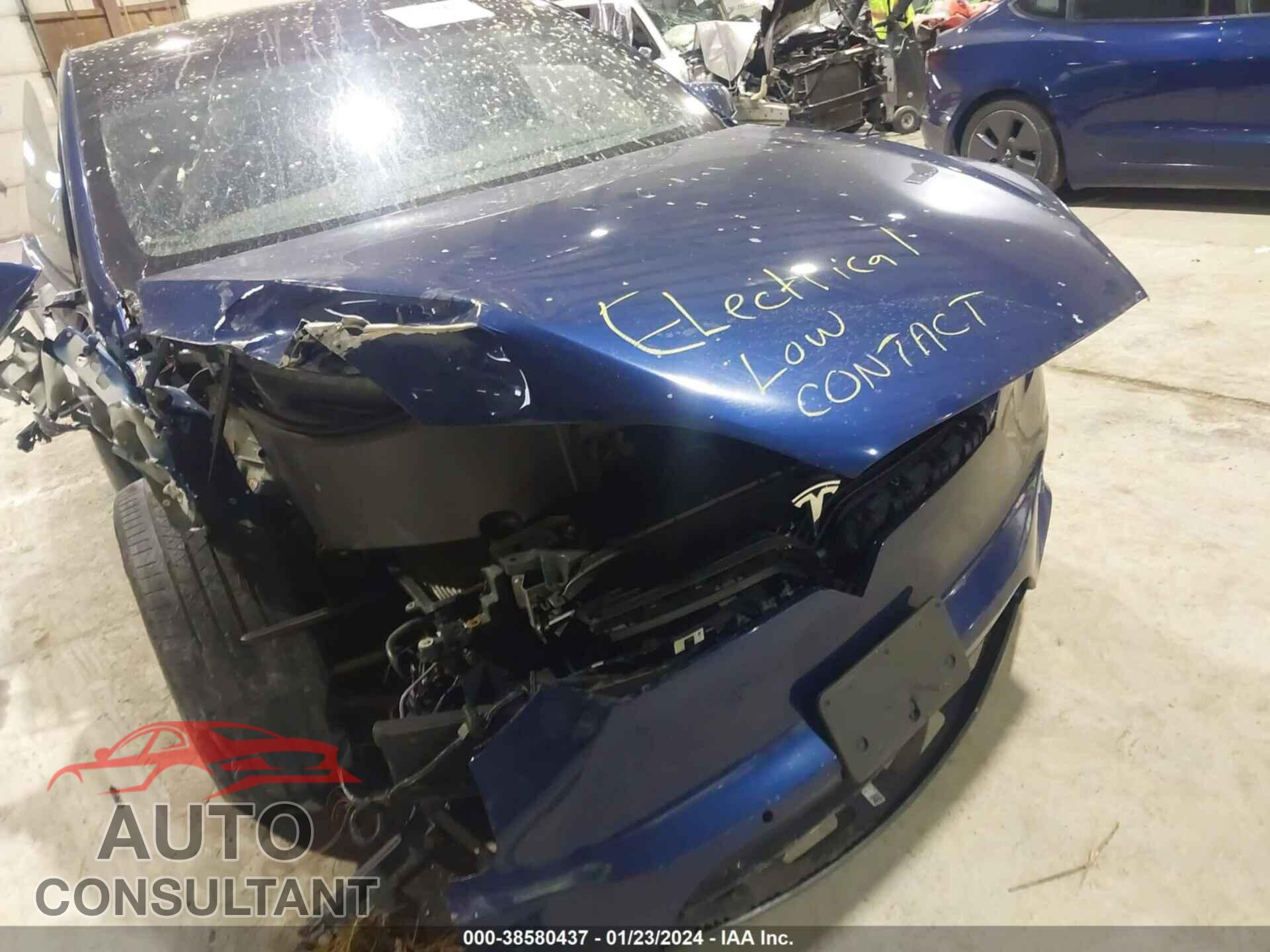 TESLA MODEL X 2016 - 5YJXCBE21GF022015