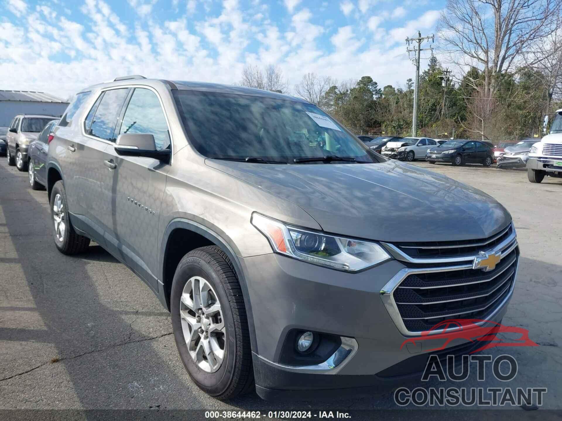 CHEVROLET TRAVERSE 2018 - 1GNERGKW3JJ279100