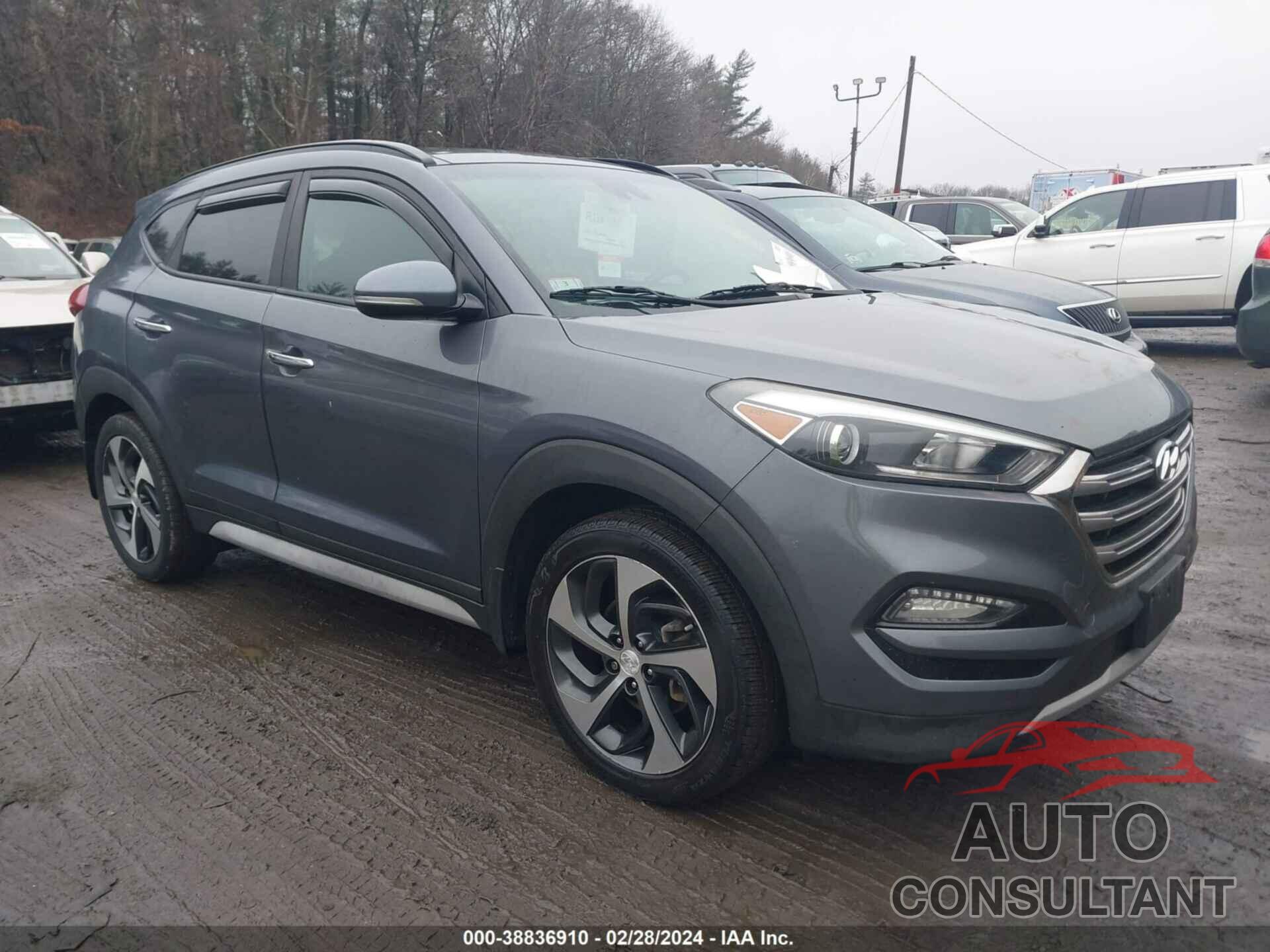 HYUNDAI TUCSON 2018 - KM8J3CA2XJU647184