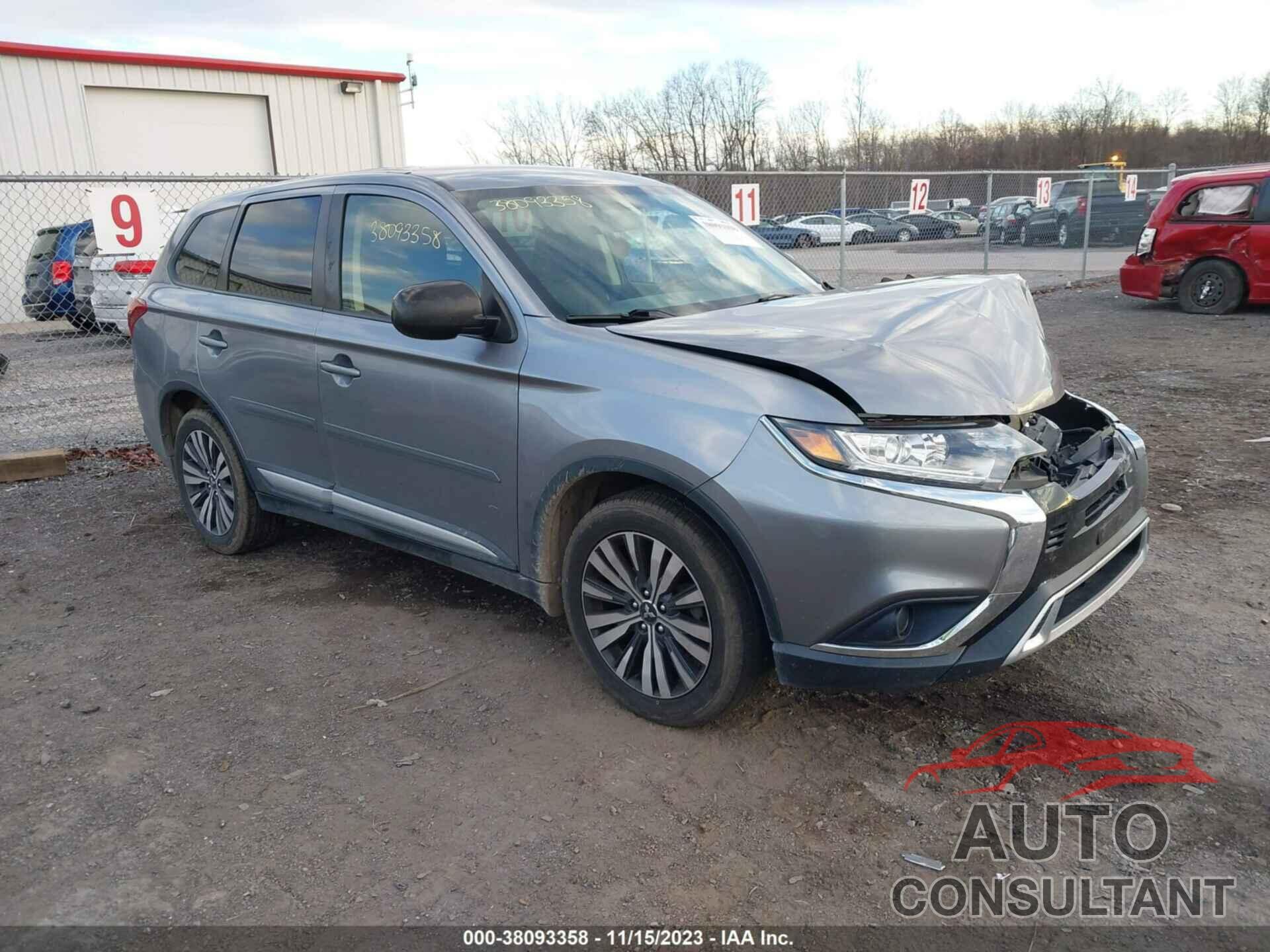 MITSUBISHI OUTLANDER 2019 - JA4AD2A36KZ011834