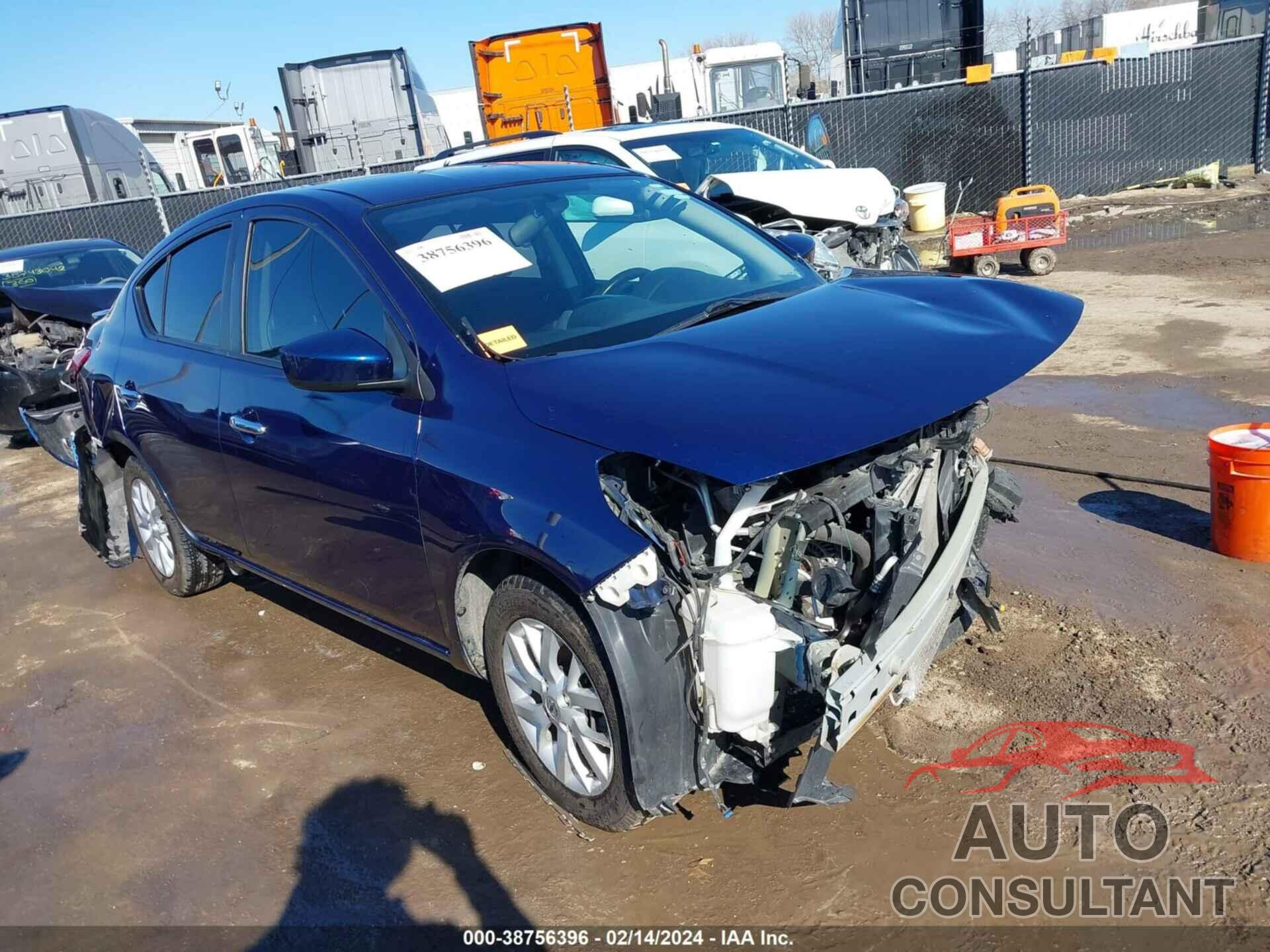 NISSAN VERSA 2018 - 3N1CN7AP3JL883182