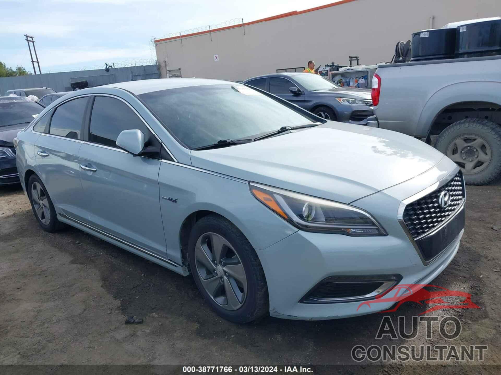 HYUNDAI SONATA HYBRID 2016 - KMHE34L1XGA020944