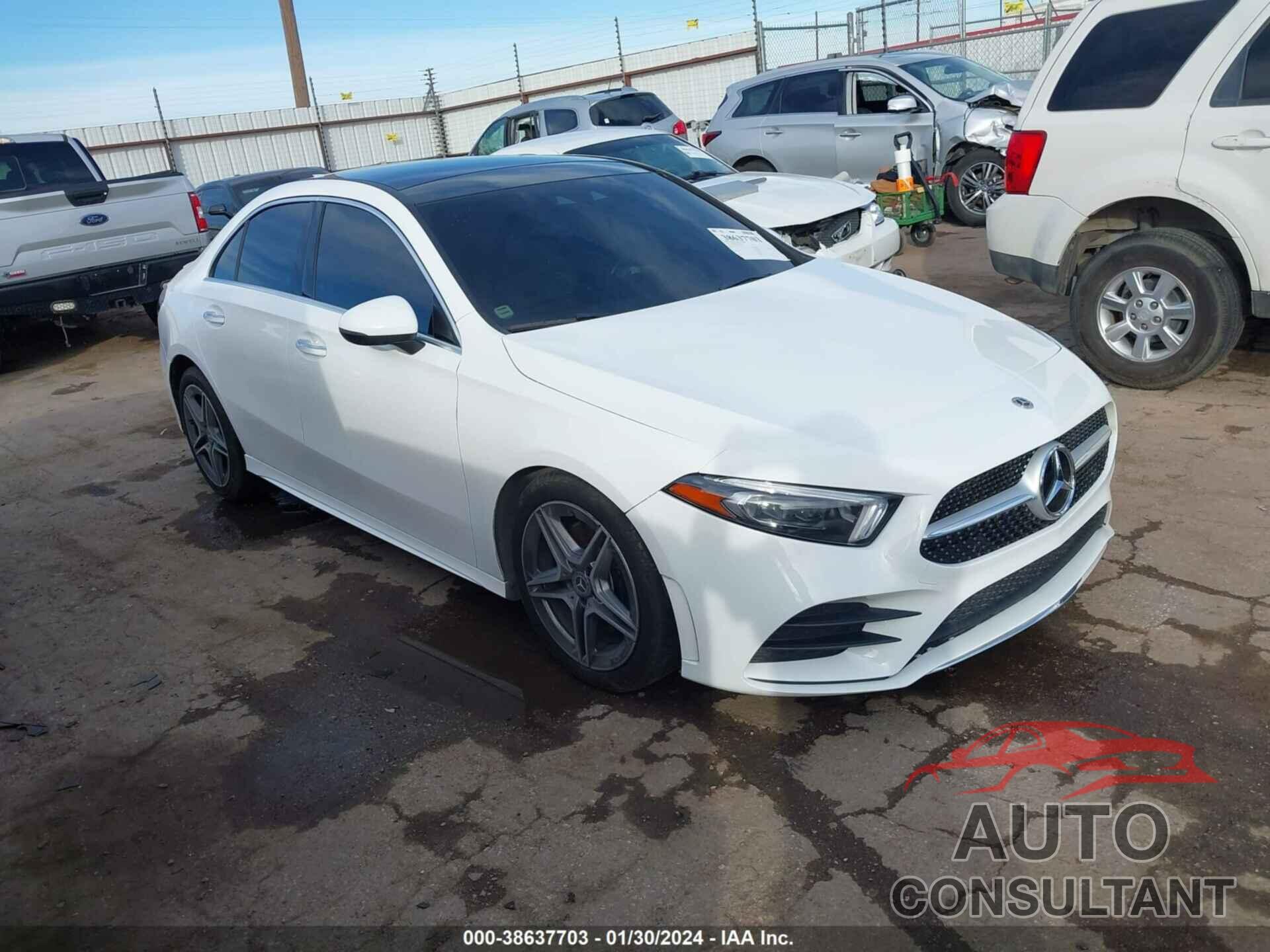 MERCEDES-BENZ A 220 2019 - WDD3G4EB6KW036078
