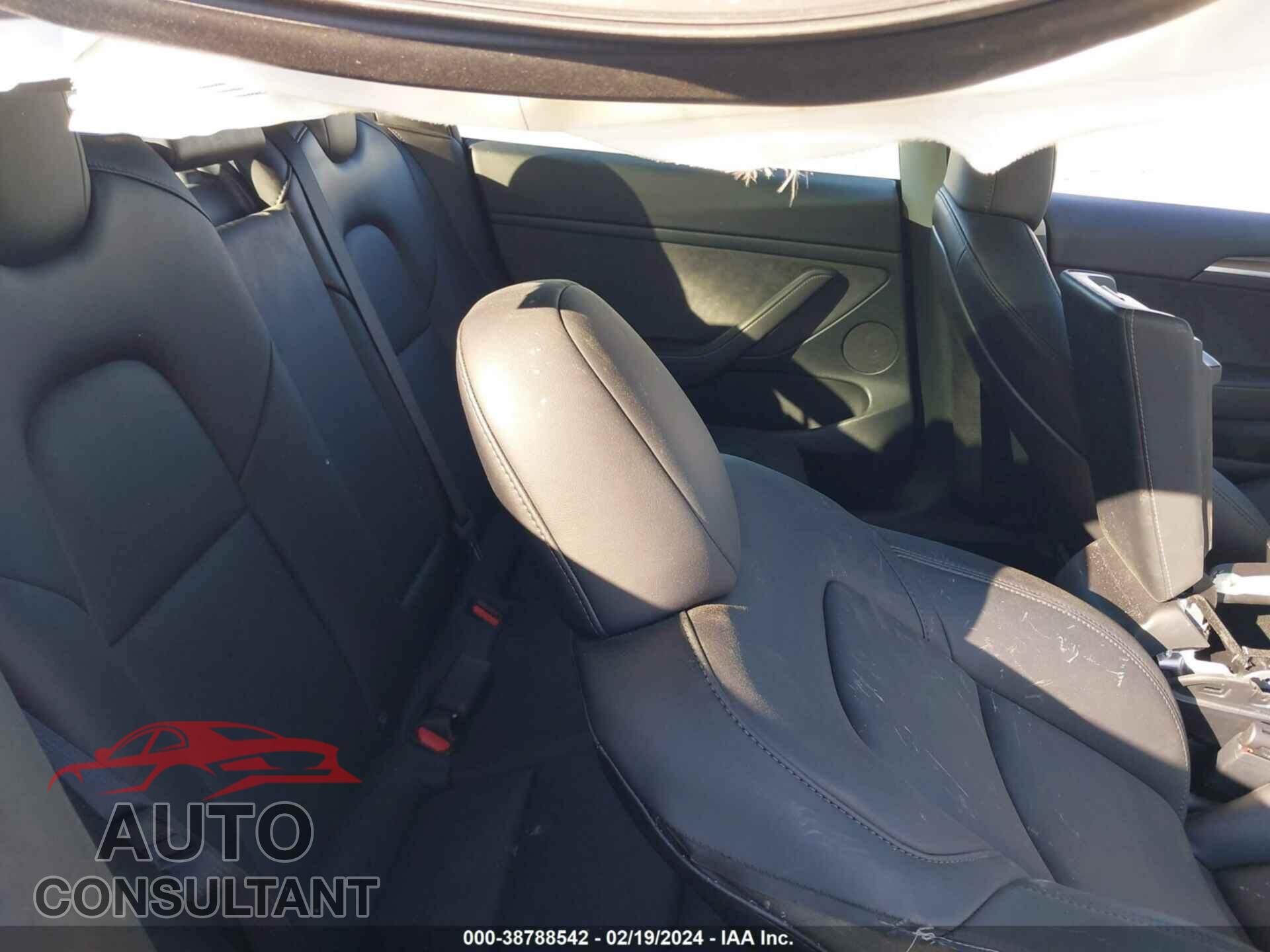 TESLA MODEL 3 2023 - 5YJ3E1EA3PF667260