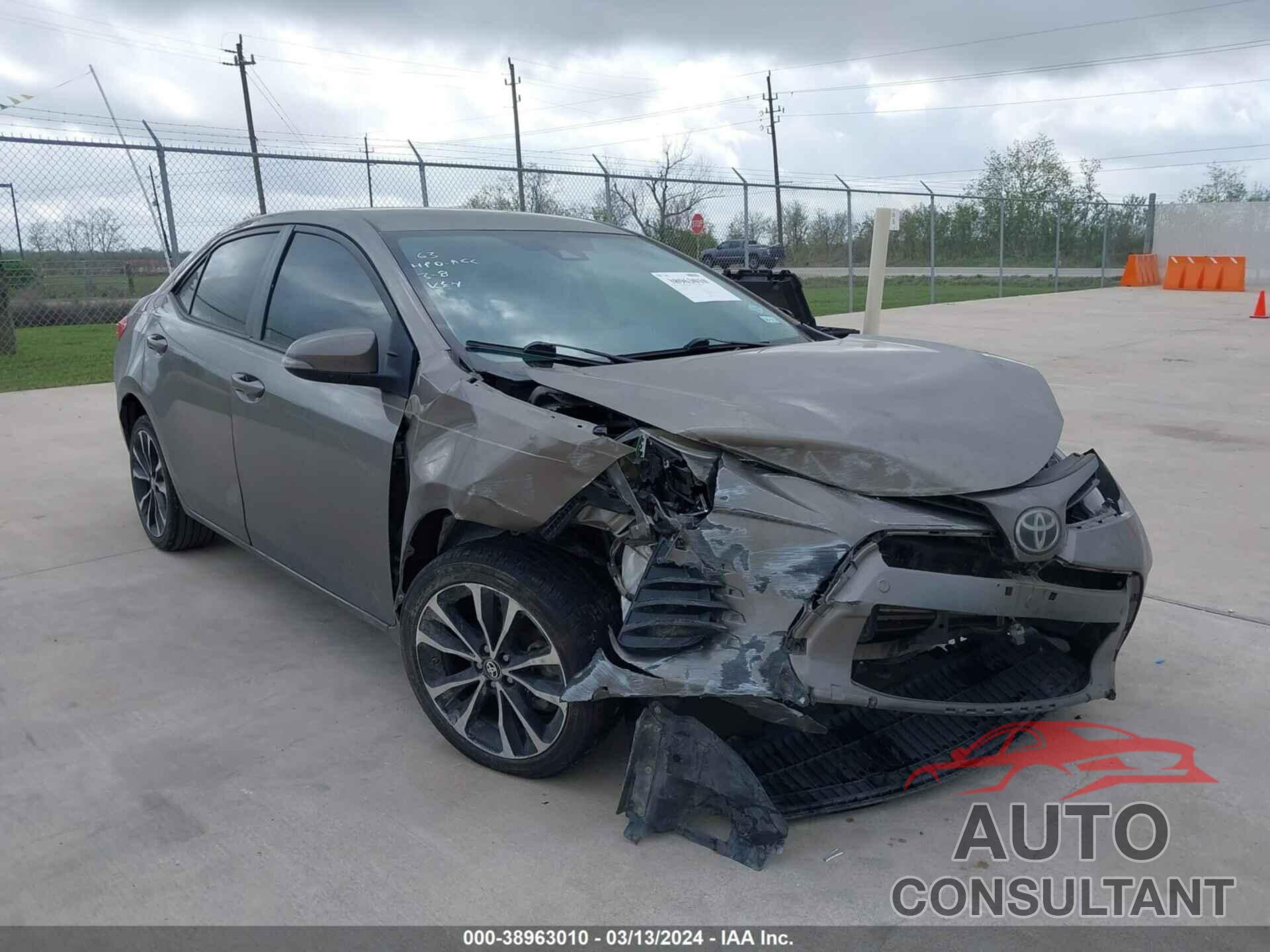 TOYOTA COROLLA 2017 - 5YFBURHE5HP635427