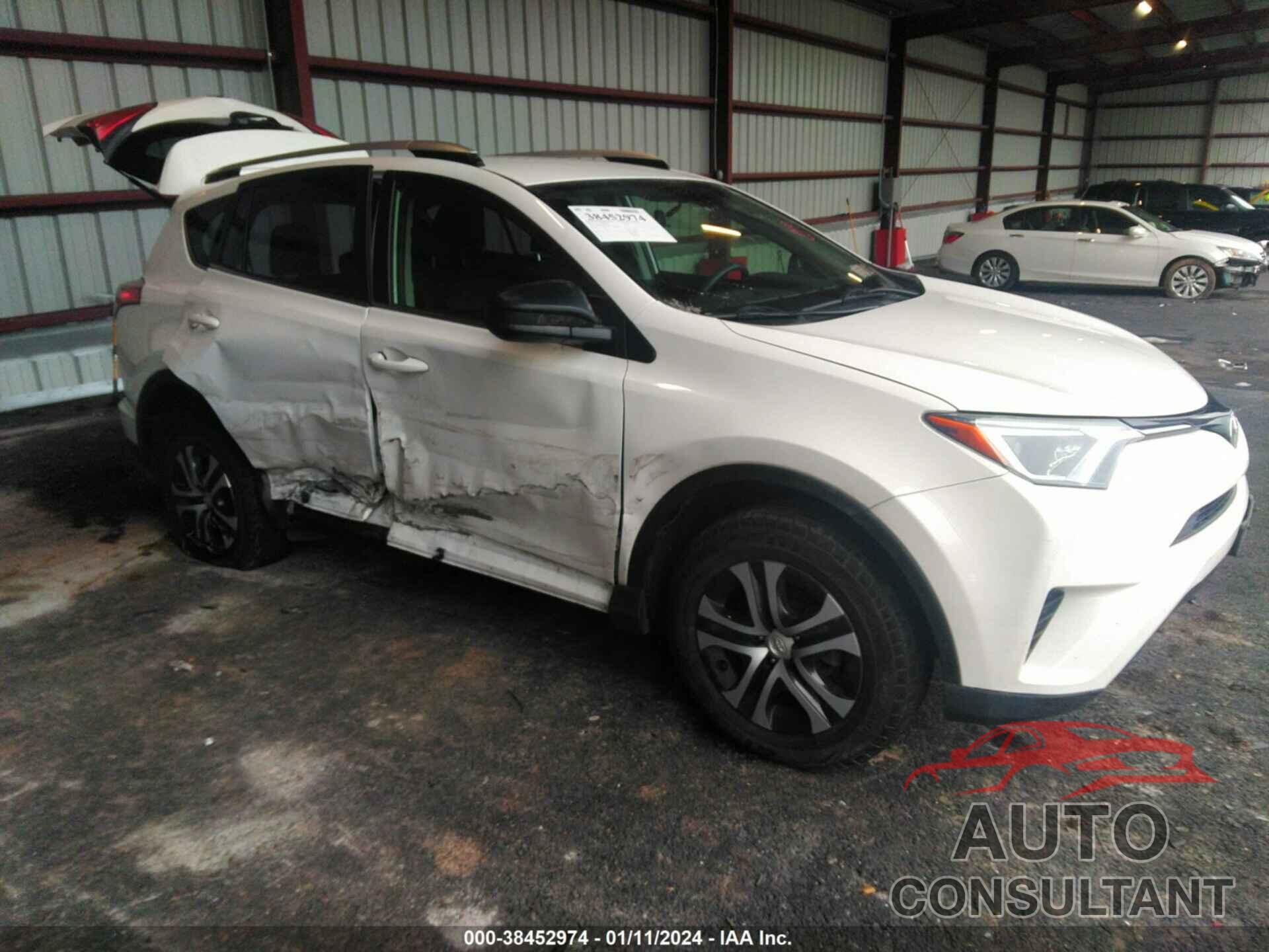 TOYOTA RAV4 2016 - JTMBFREV7GD193153
