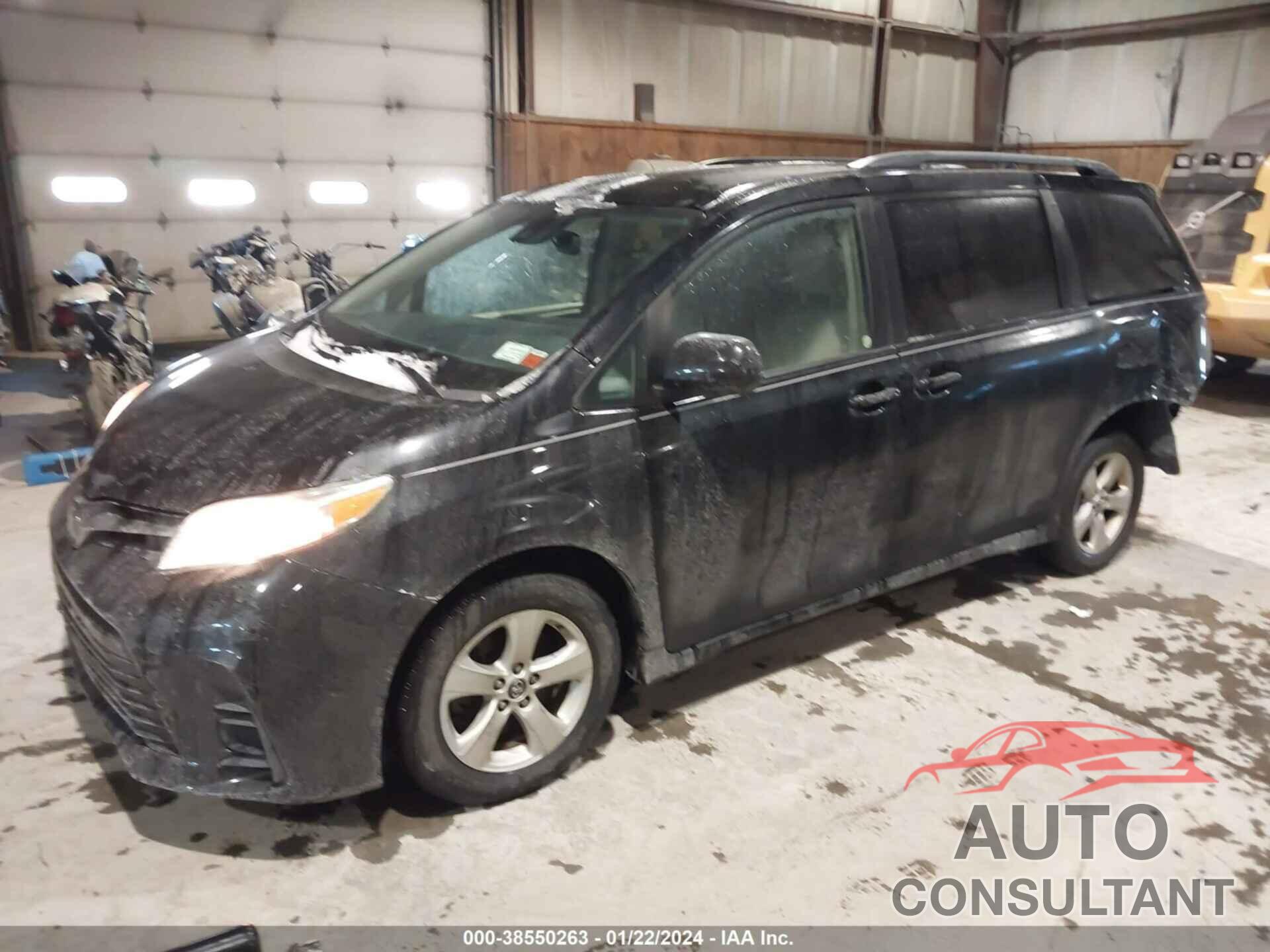 TOYOTA SIENNA 2019 - 5TDKZ3DC0KS996243