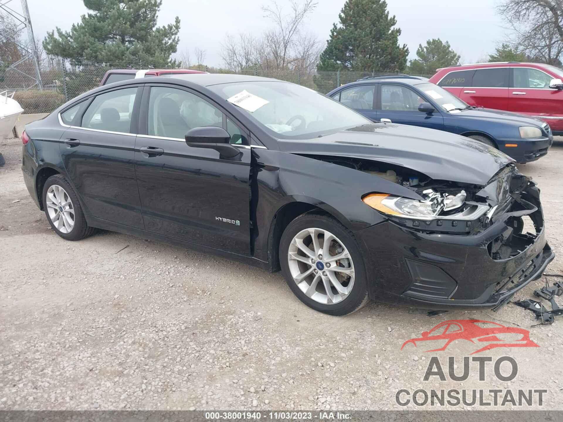 FORD FUSION HYBRID 2019 - 3FA6P0LU3KR130108