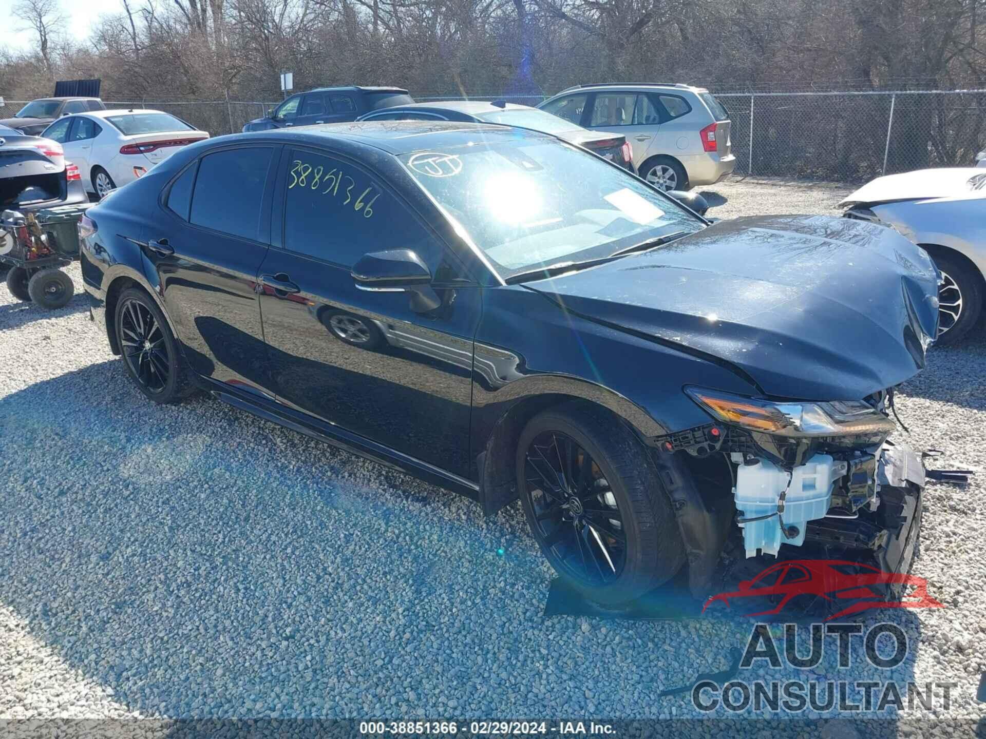 TOYOTA CAMRY 2022 - 4T1K31AK7NU597438