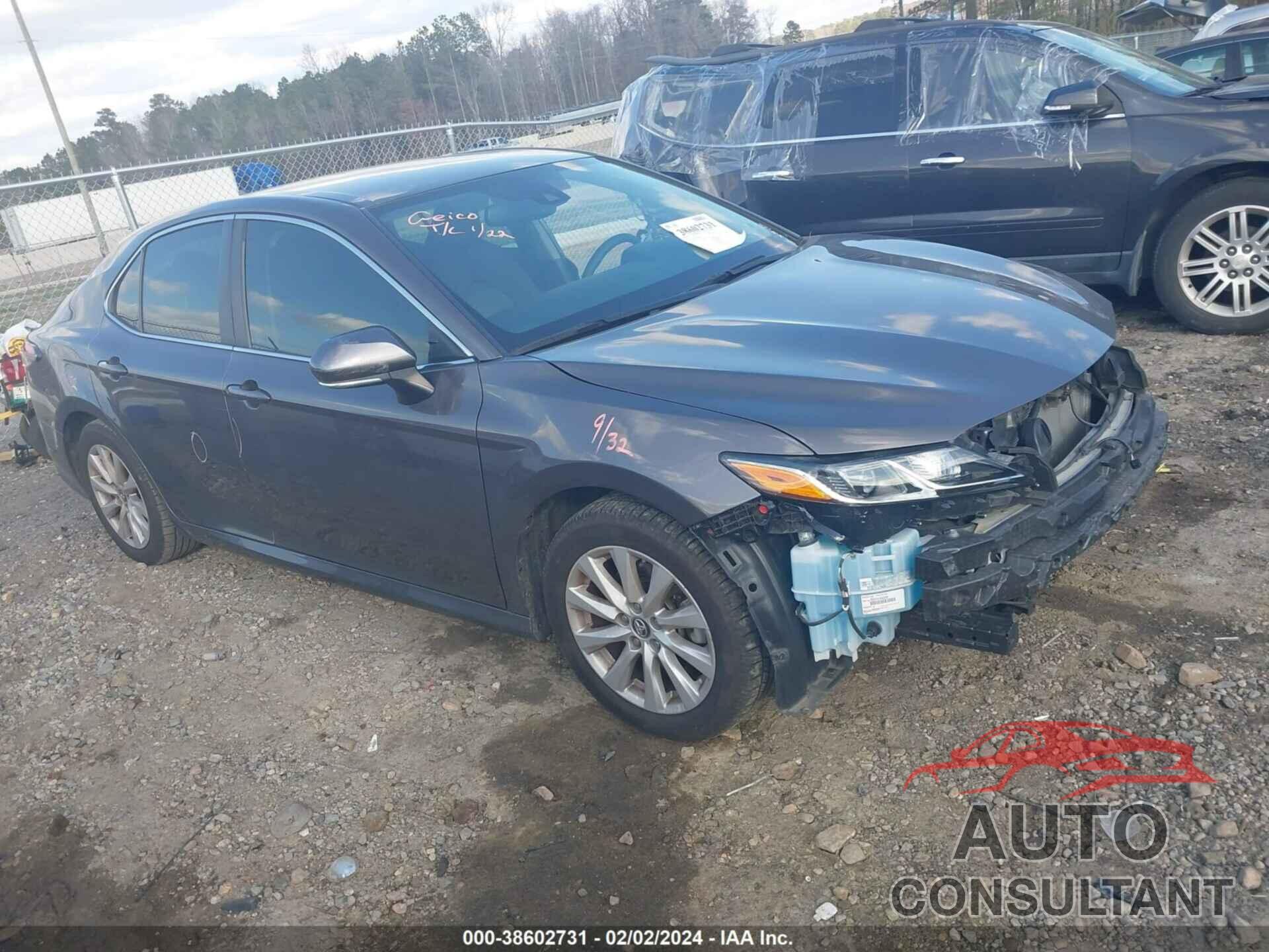 TOYOTA CAMRY 2019 - 4T1B11HK8KU181518