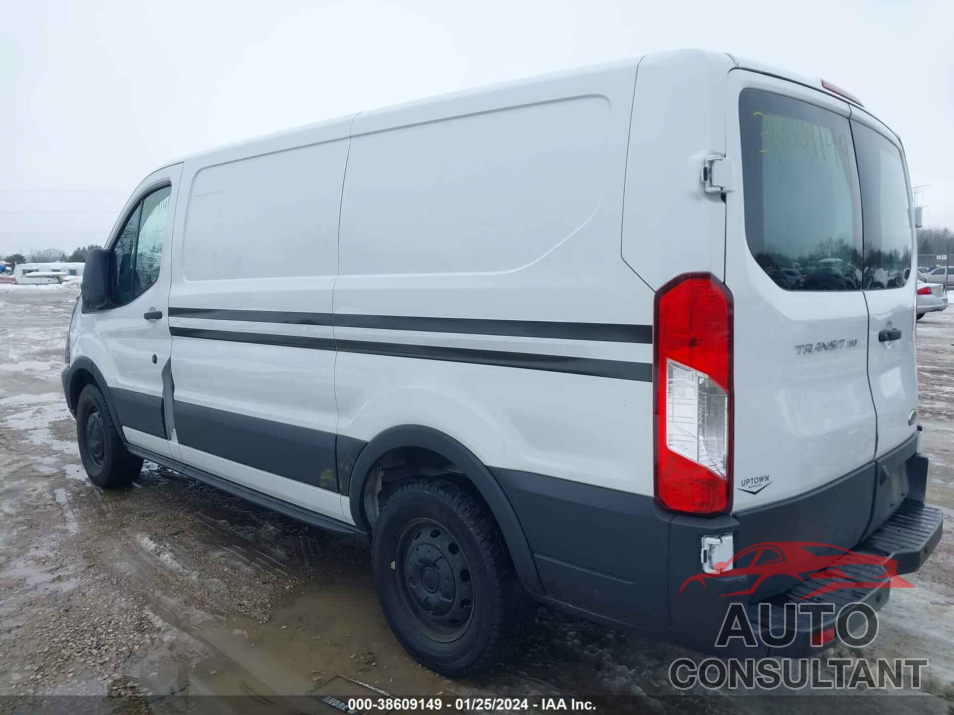 FORD TRANSIT-150 2019 - 1FTYE1YMXKKA31104