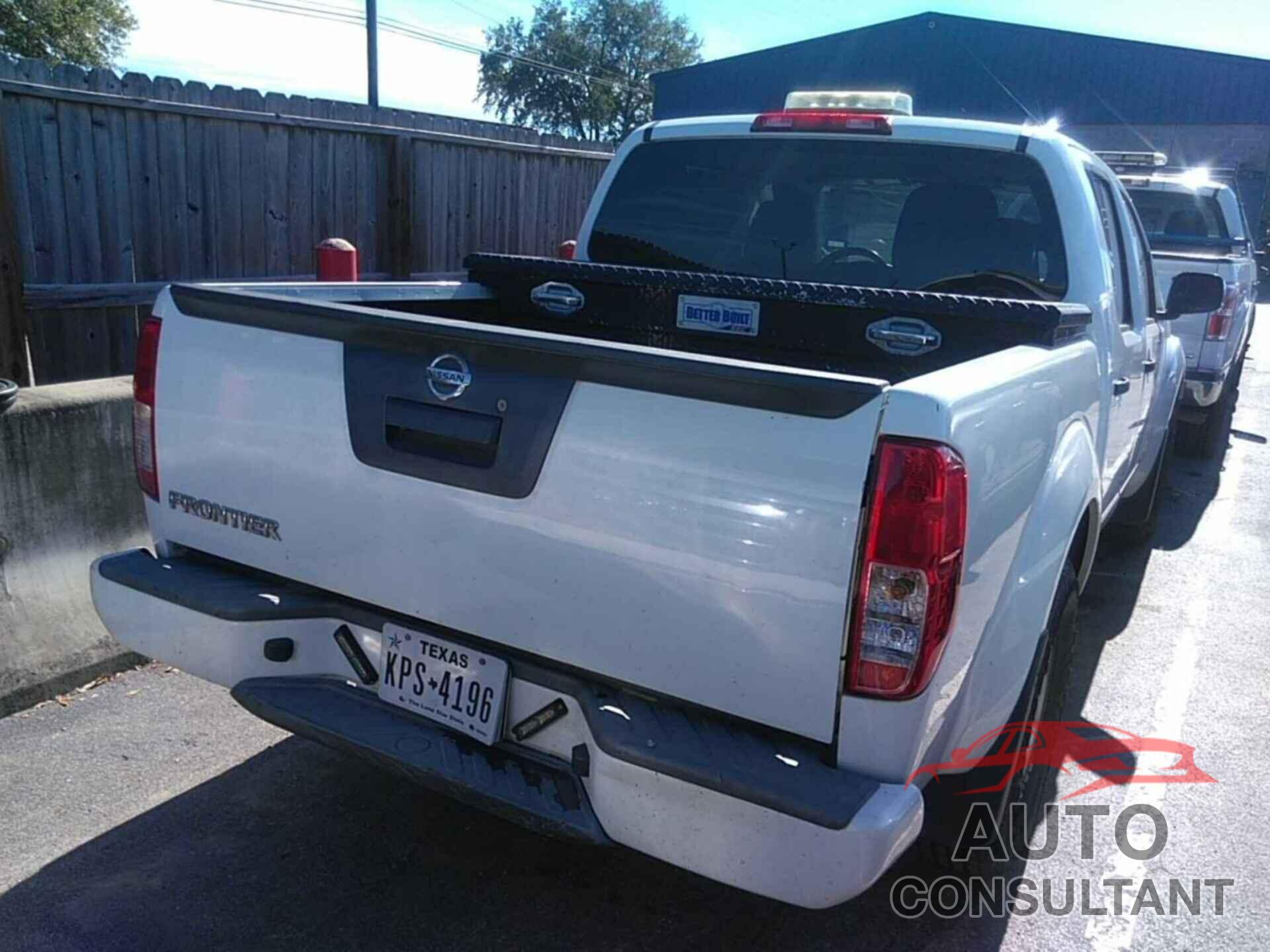 NISSAN FRONTIER 2018 - 1N6AD0ER8JN725346