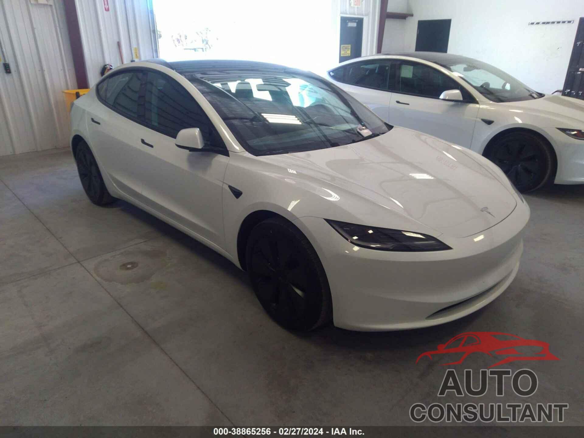 TESLA MODEL 3 2024 - 5YJ3E1EA1RF717785