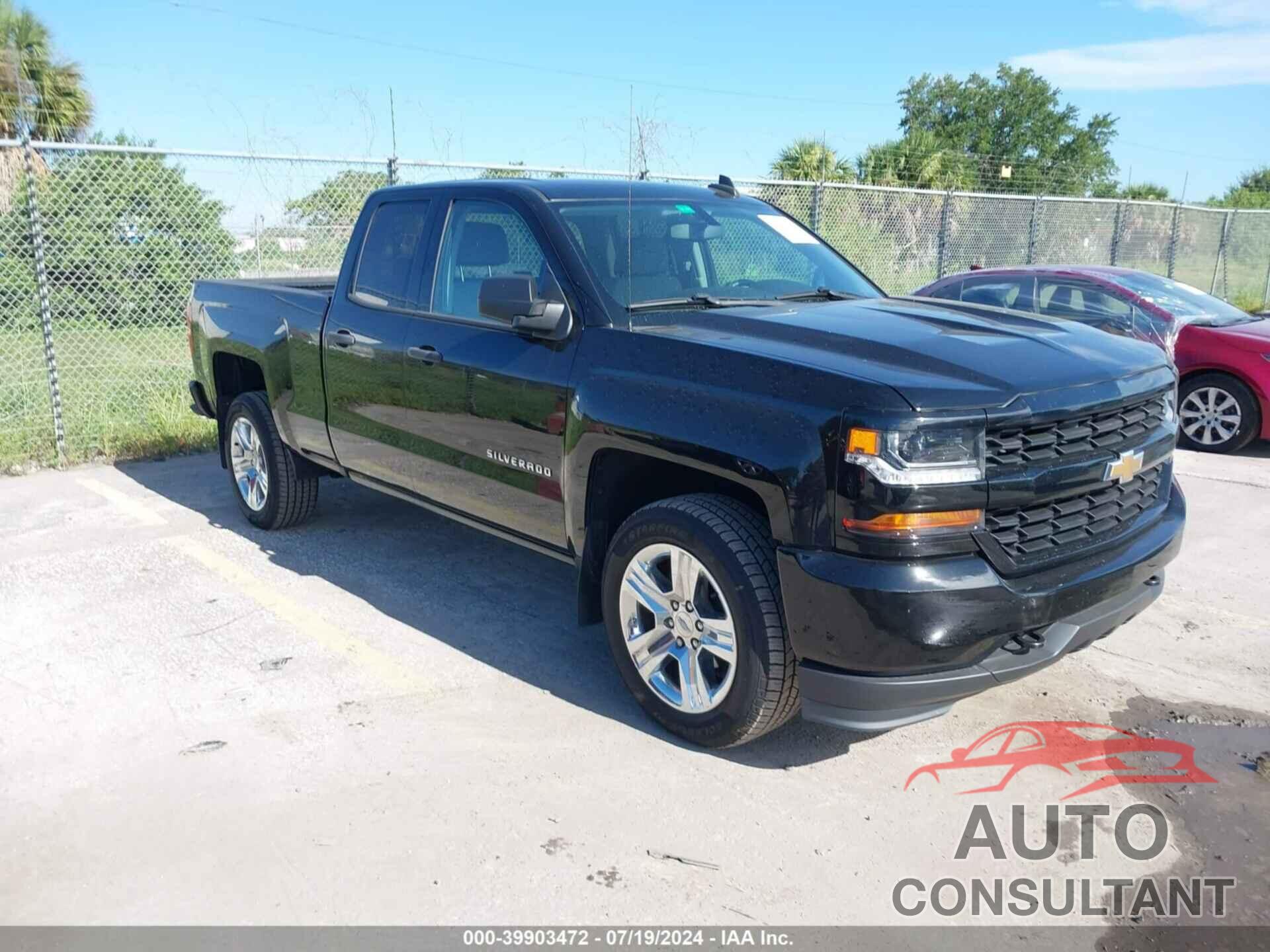 CHEVROLET SILVERADO 1500 2018 - 1GCRCPEC4JZ318968