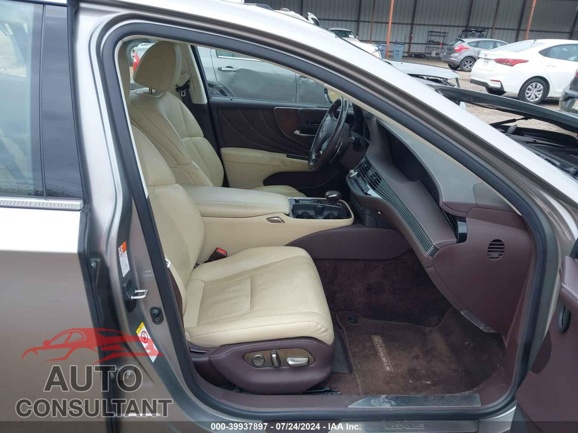 LEXUS LS 500 2019 - JTHB51FF2K5007144