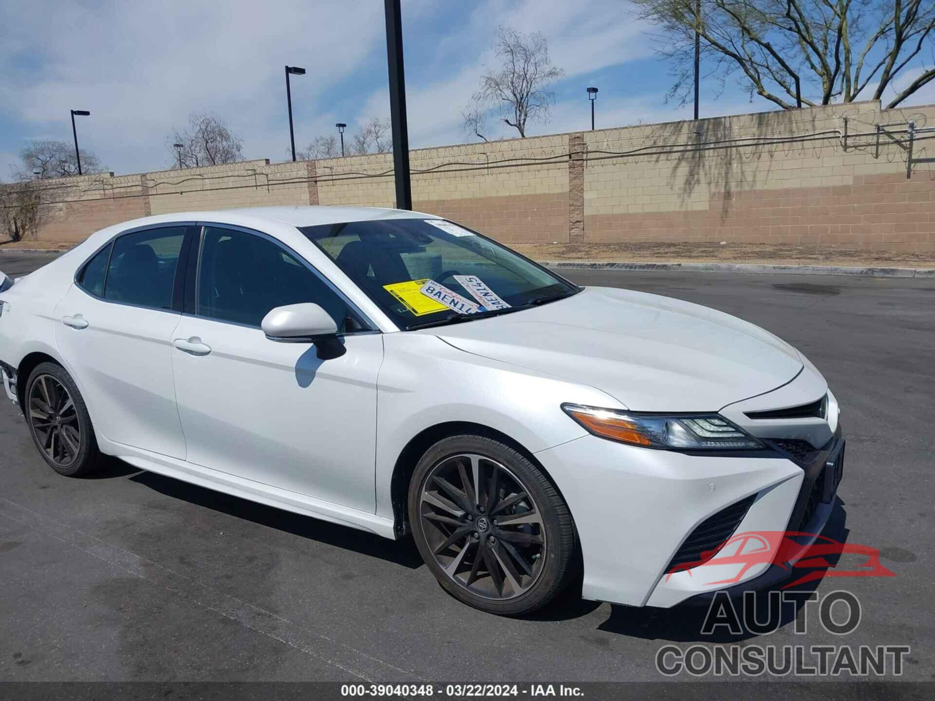 TOYOTA CAMRY 2018 - 4T1B61HK8JU002250