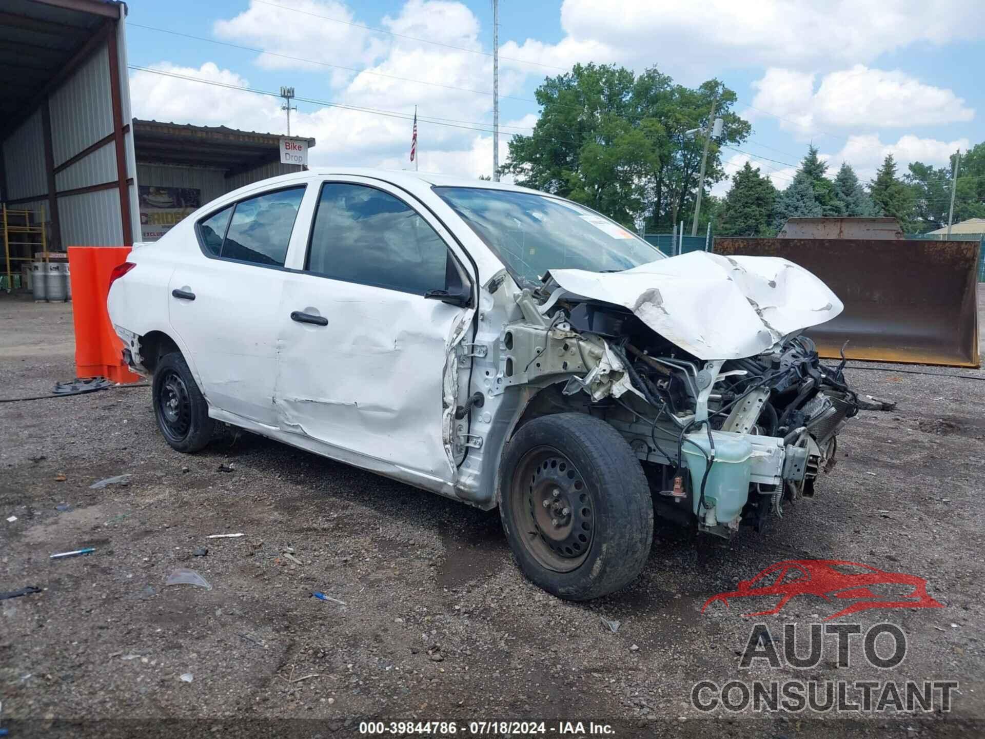 NISSAN VERSA 2017 - 3N1CN7AP9HL900092