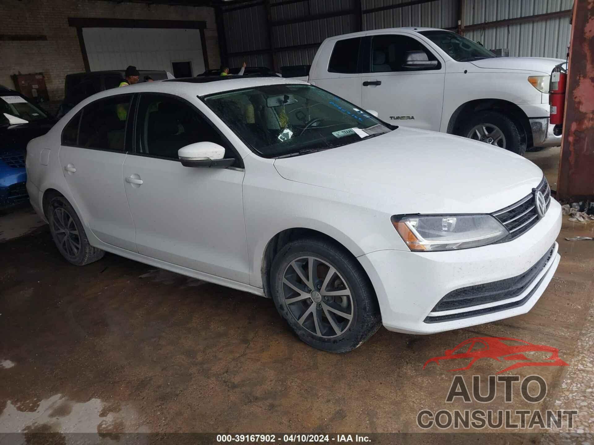 VOLKSWAGEN JETTA 2017 - 3VWDB7AJ0HM413859