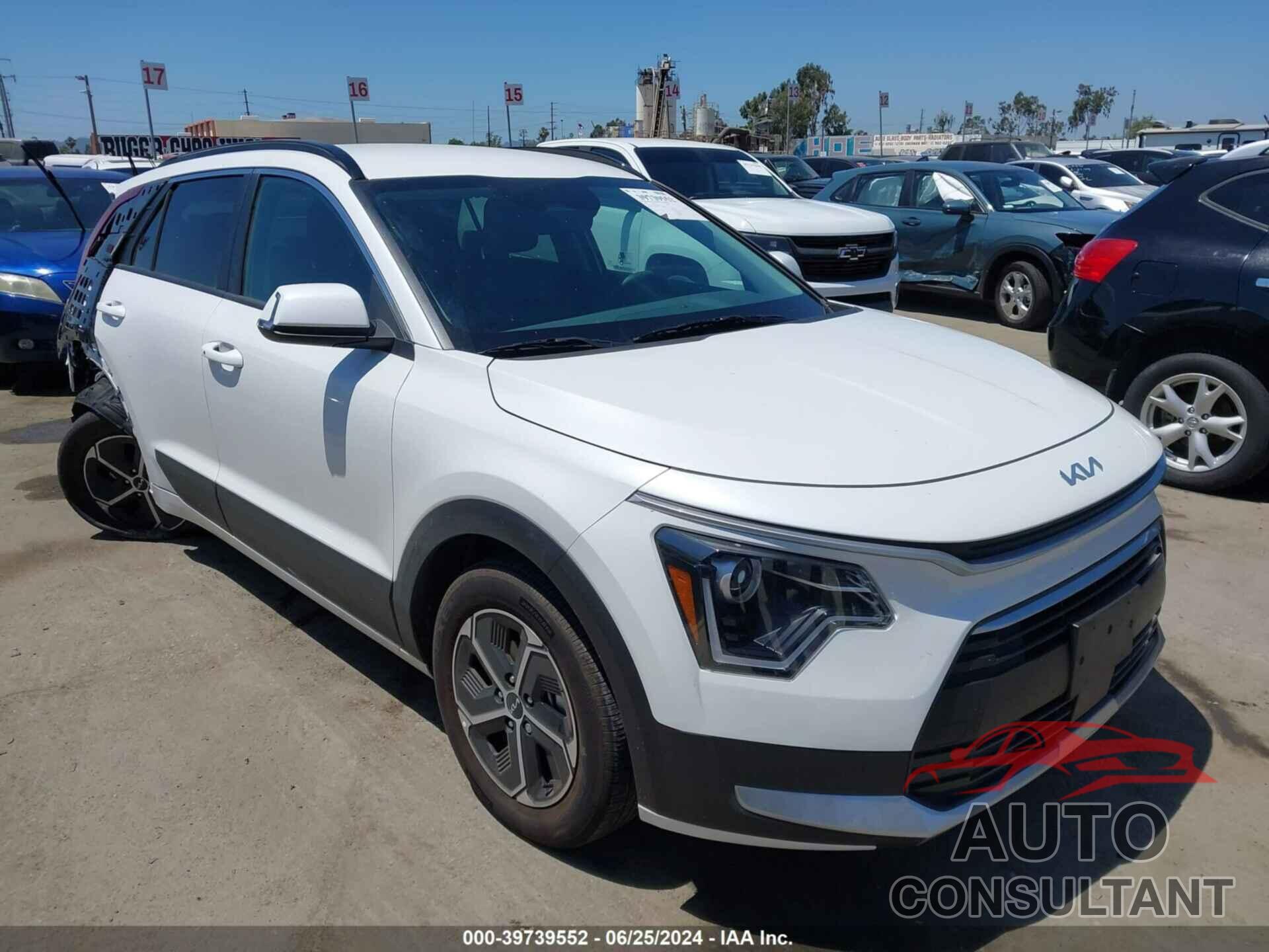 KIA NIRO 2023 - KNDCR3LE8P5078146