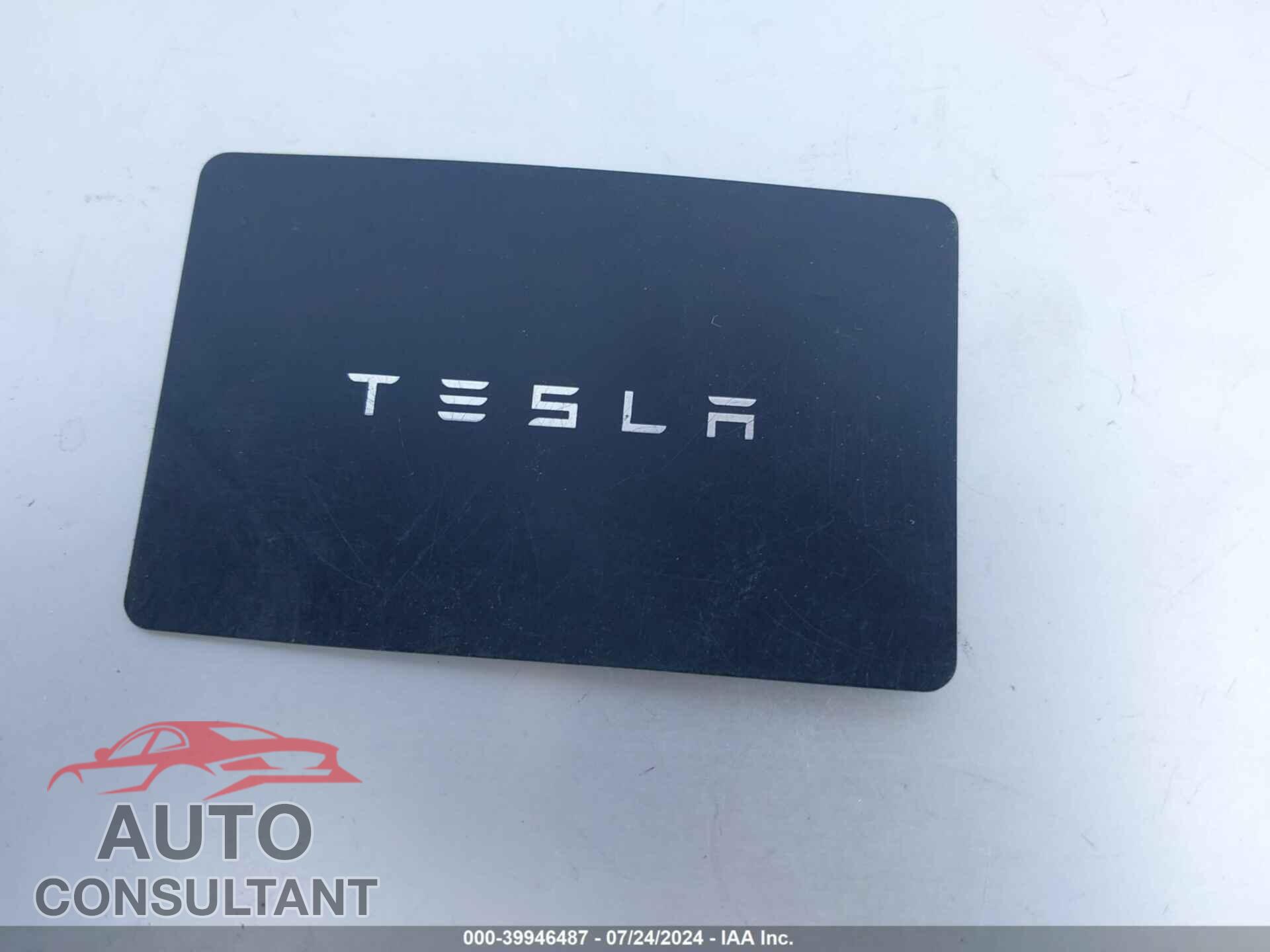 TESLA MODEL 3 2022 - 5YJ3E1EA8NF373933