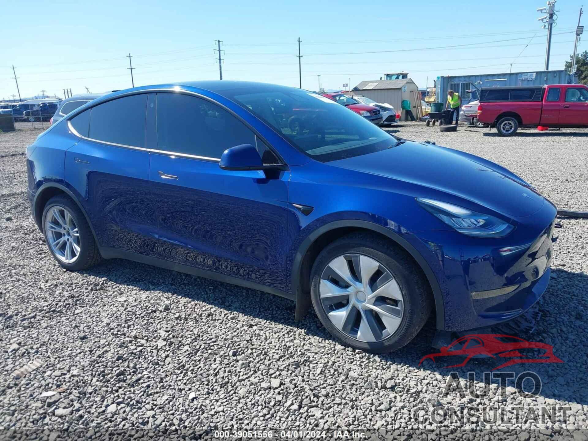 TESLA MODEL Y 2021 - 5YJYGDEE9MF090993