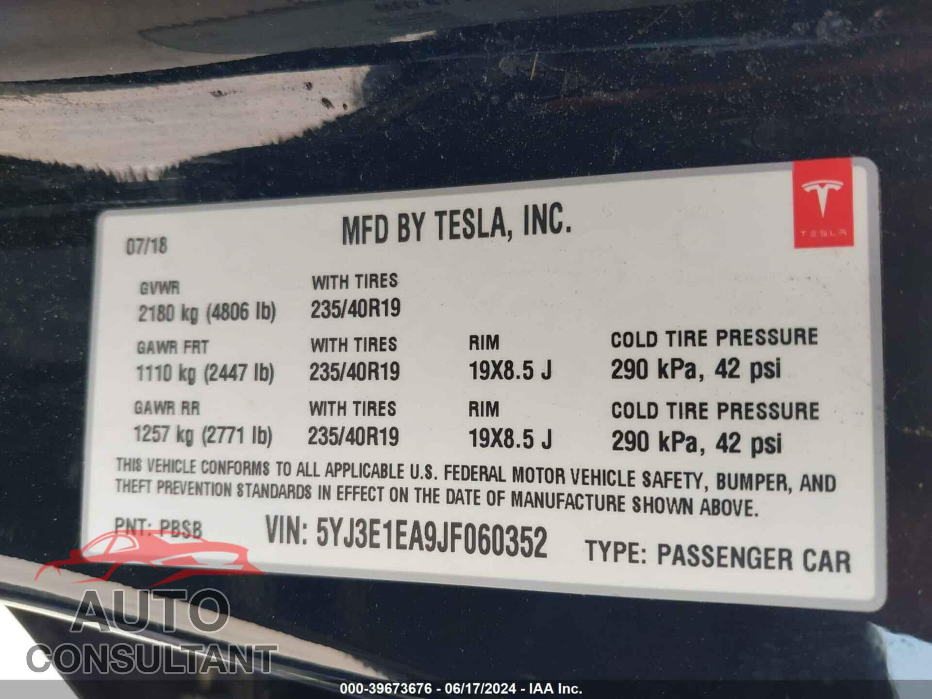 TESLA MODEL 3 2018 - 5YJ3E1EA9JF060352