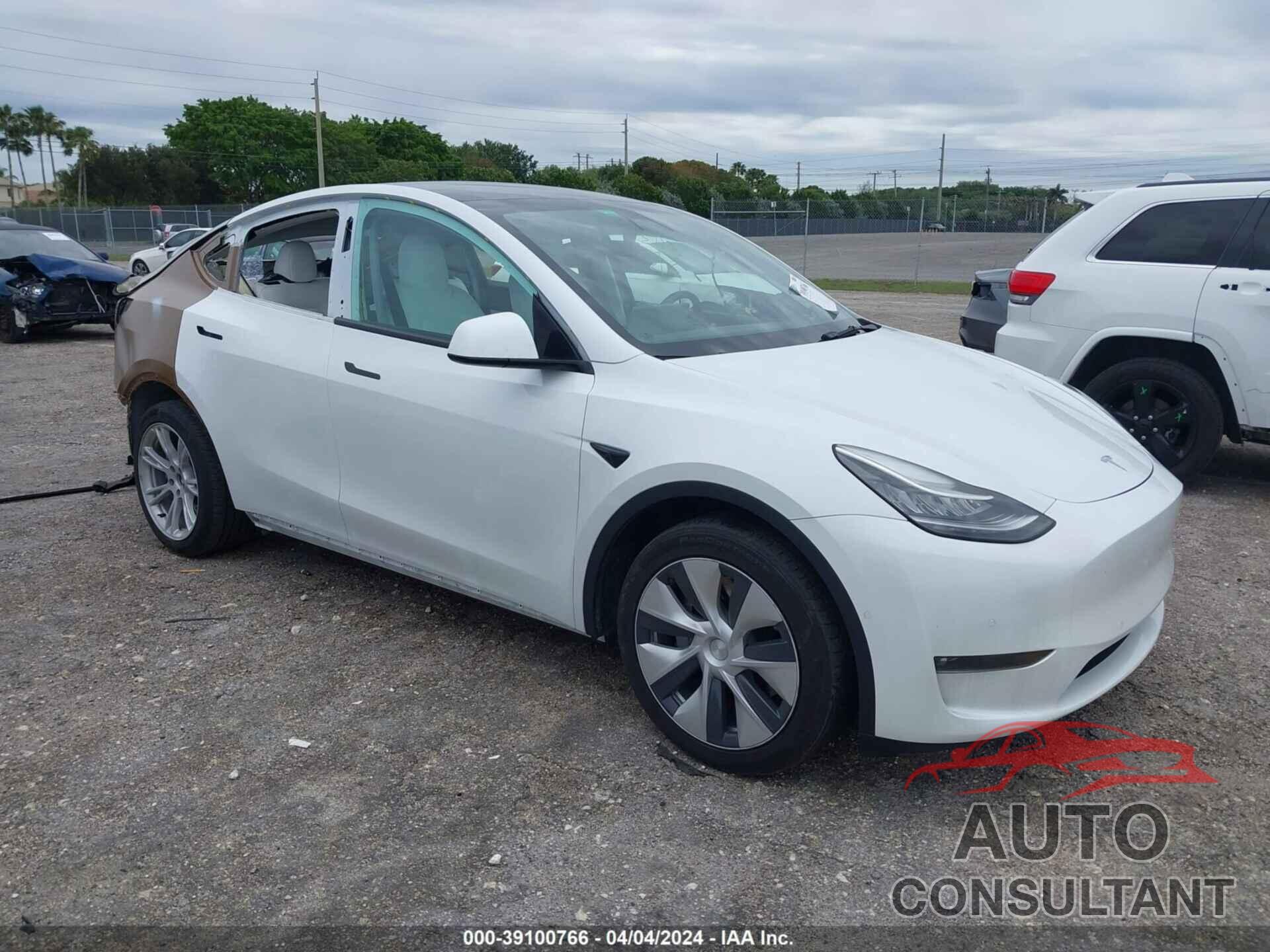 TESLA MODEL Y 2022 - 7SAYGDEE5NF355400