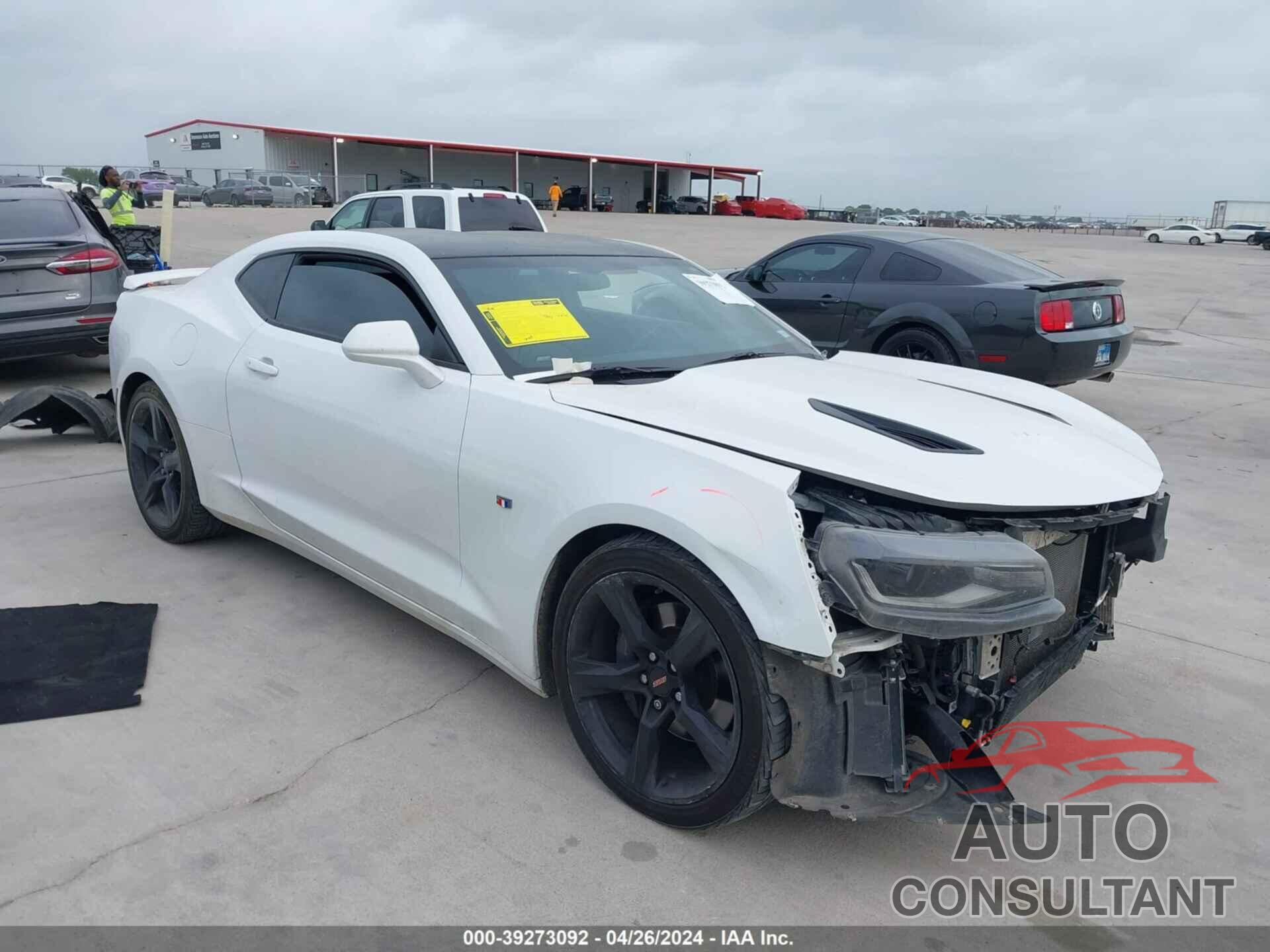 CHEVROLET CAMARO 2018 - 1G1FH1R72J0125049