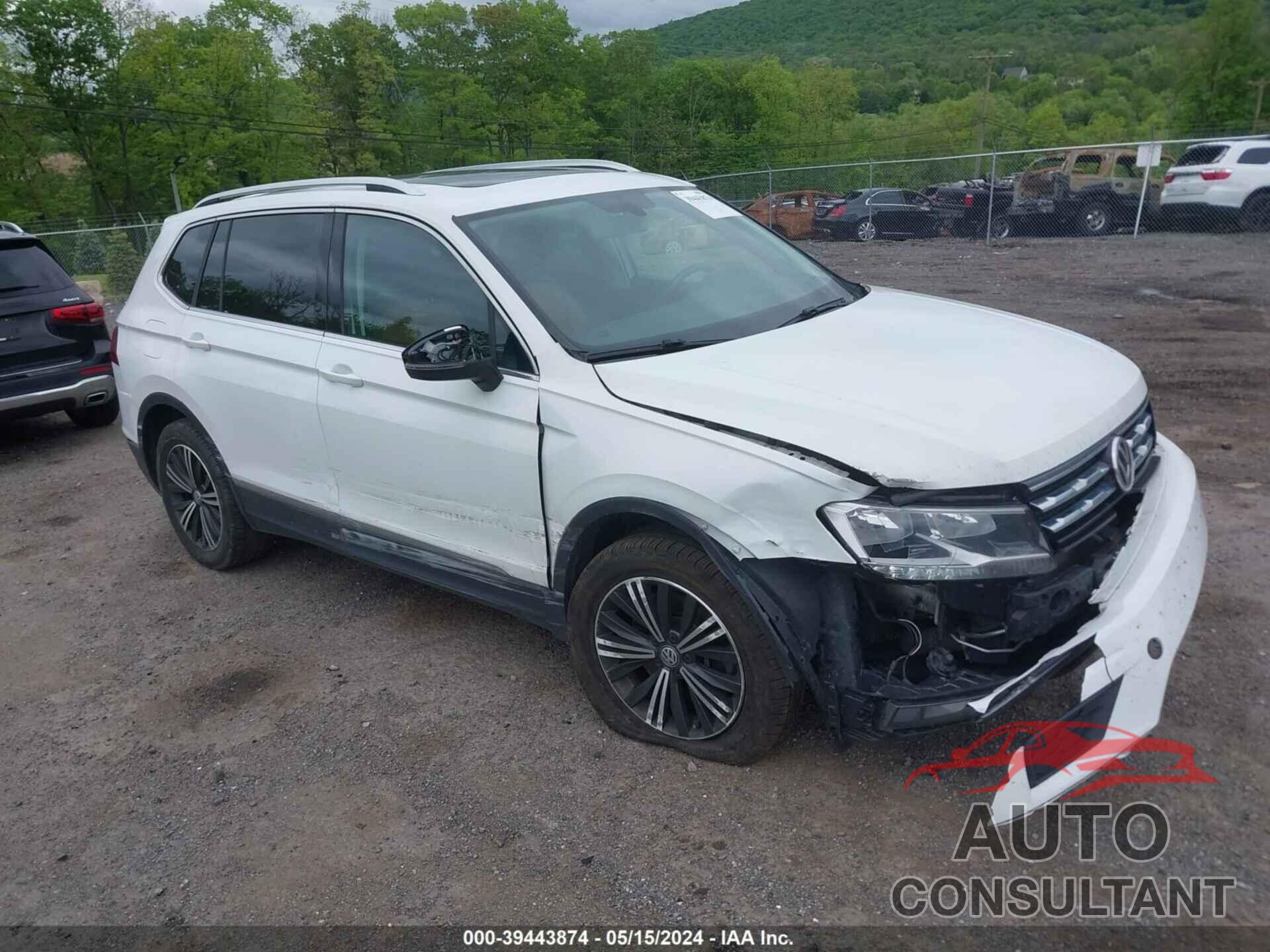 VOLKSWAGEN TIGUAN 2018 - 3VV2B7AXXJM145585