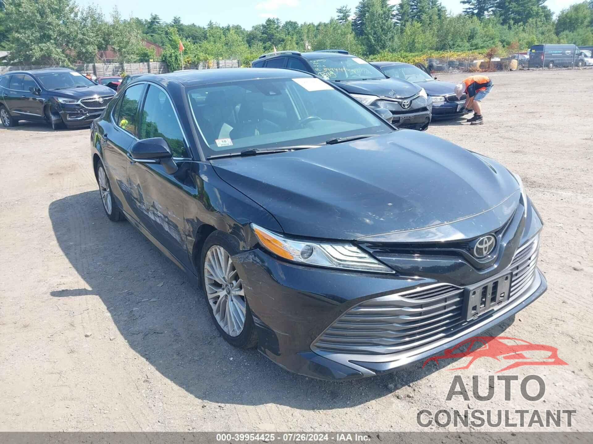 TOYOTA CAMRY 2020 - 4T1F11AKXLU937380