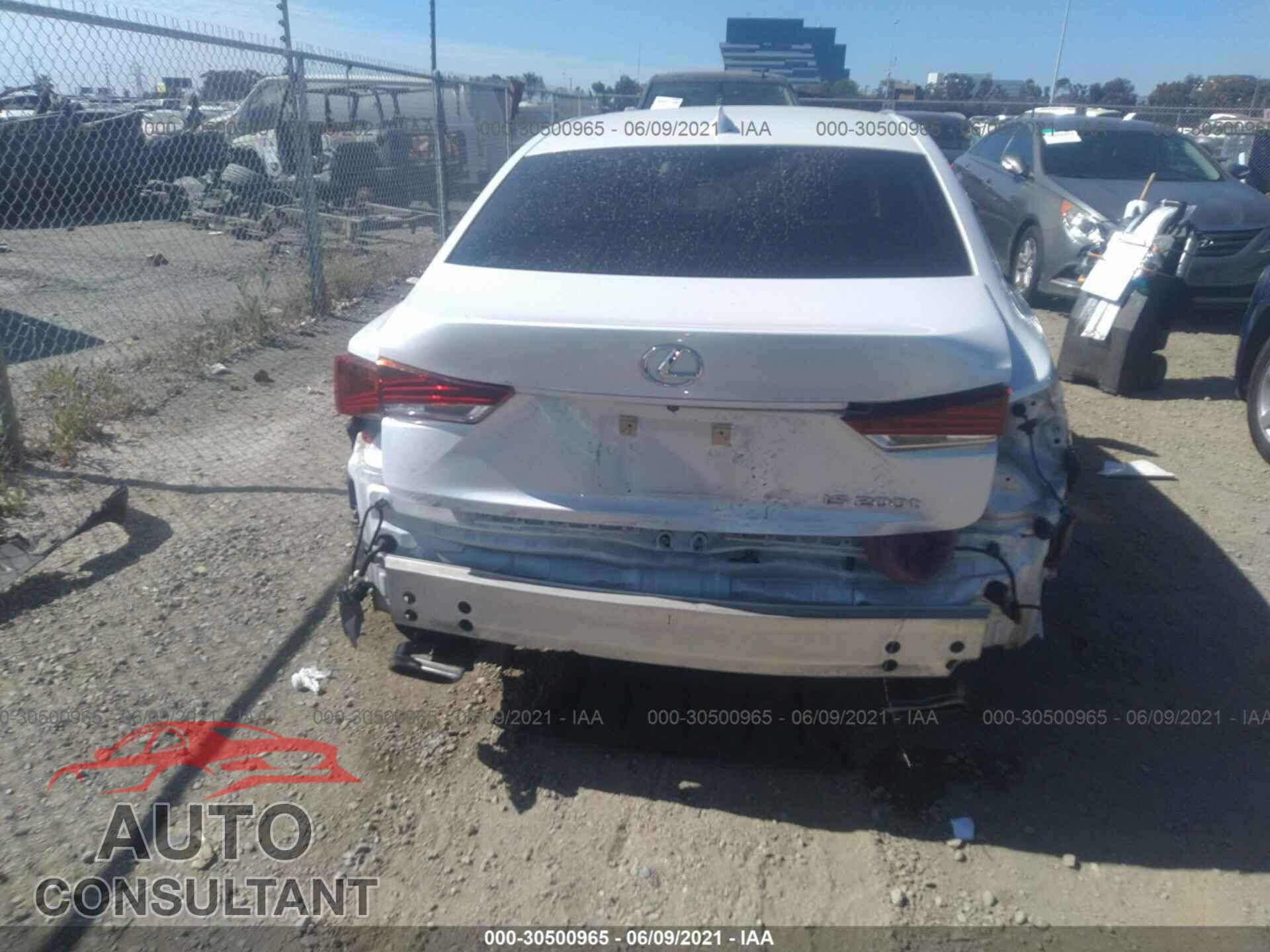 LEXUS IS 2017 - JTHBA1D22H5043971
