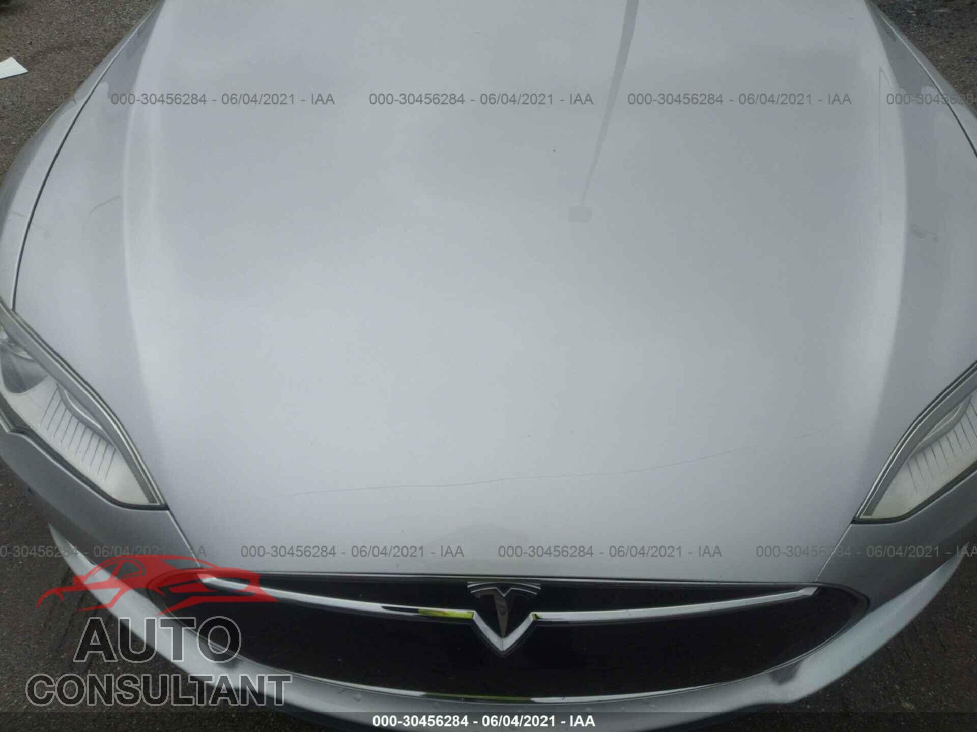 TESLA MODEL S 2016 - 5YJSA1E23GF132588