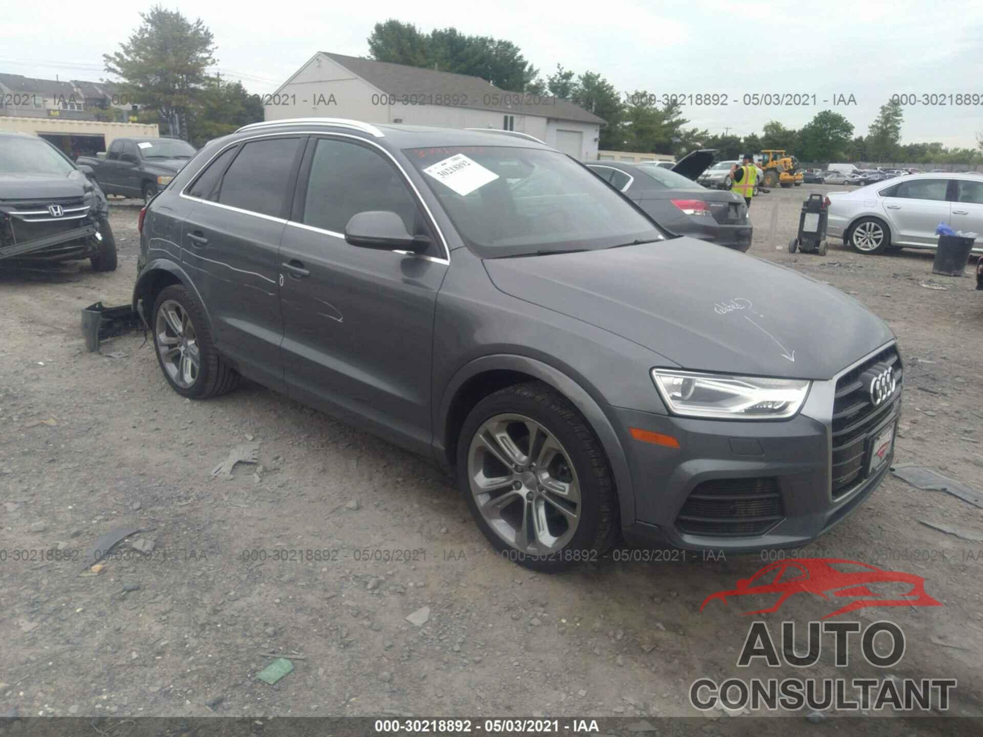 AUDI Q3 2017 - WA1JCCFS6HR017070