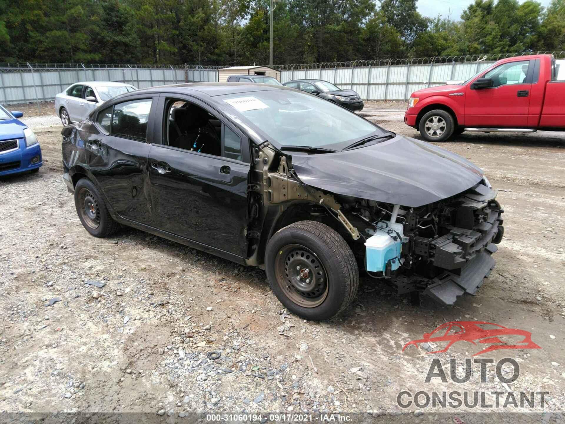 NISSAN VERSA 2021 - 3N1CN8DV2ML852834