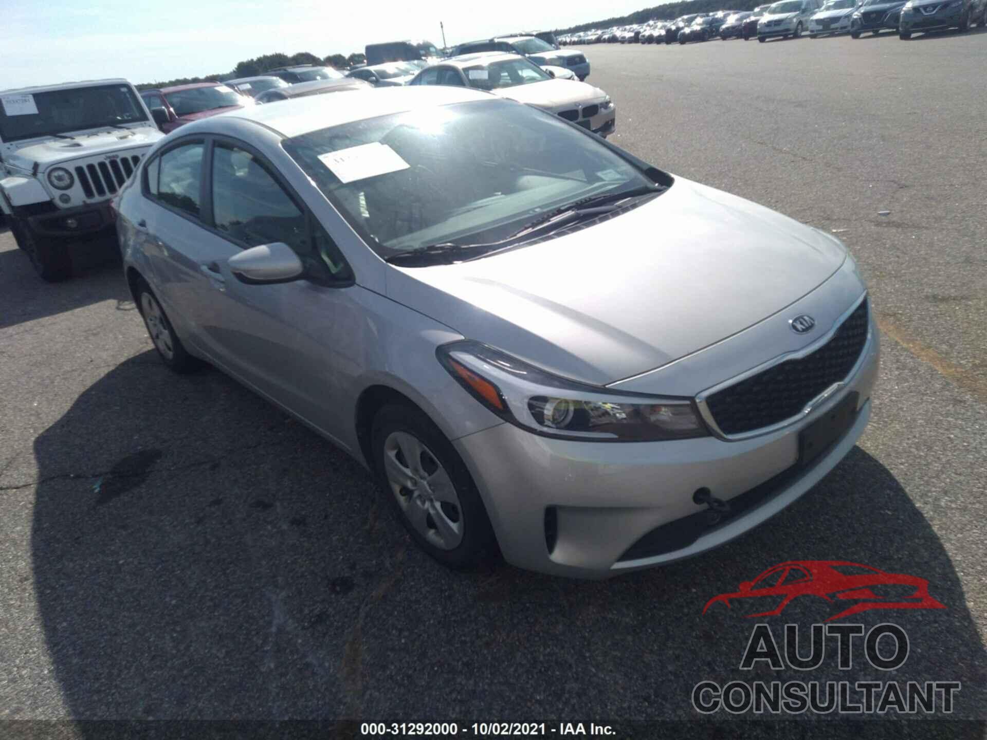 KIA FORTE 2018 - 3KPFK4A72JE277894