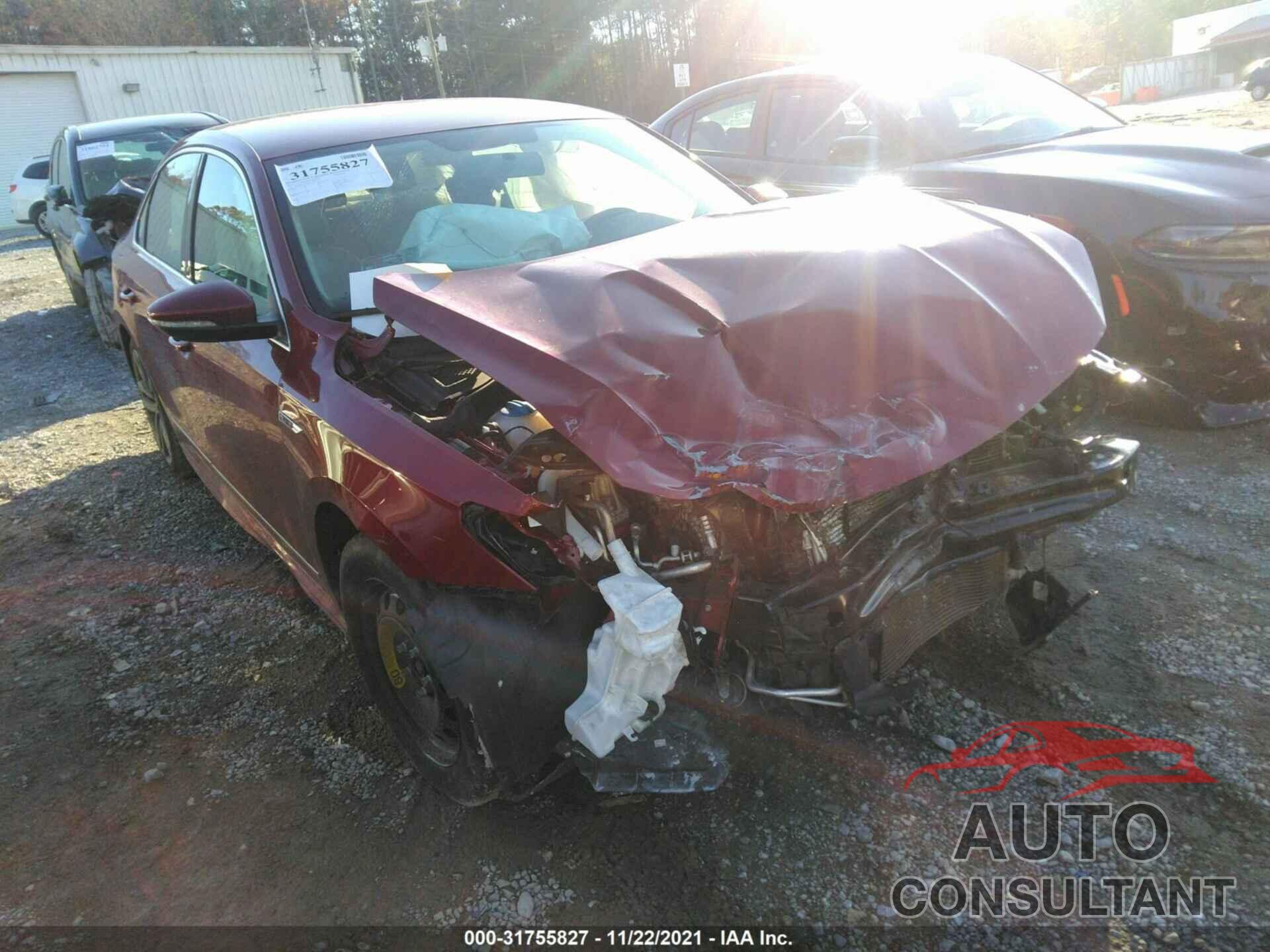 VOLKSWAGEN PASSAT 2017 - 1VWDT7A31HC033798