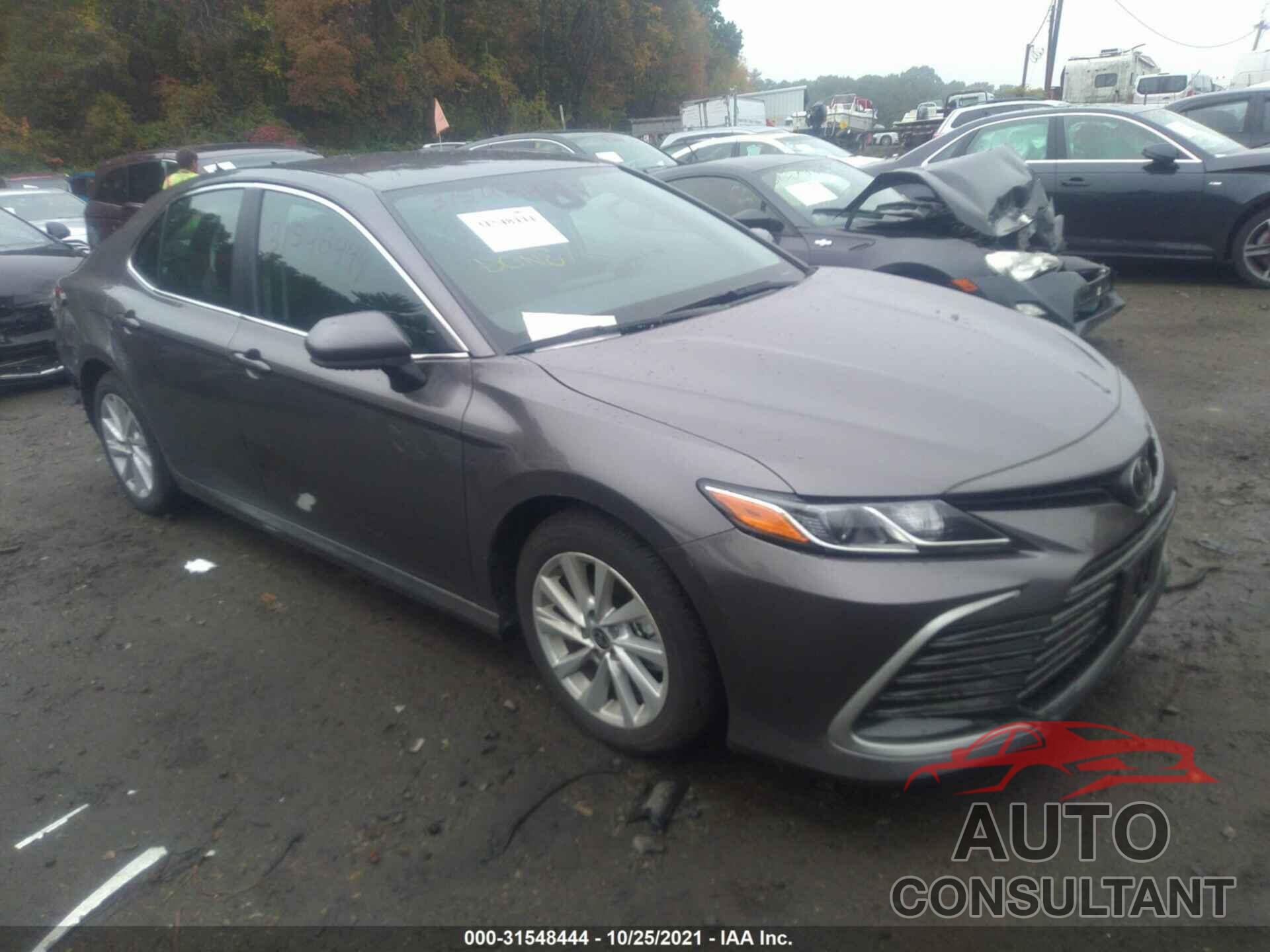 TOYOTA CAMRY 2021 - 4T1C11AK1MU595001